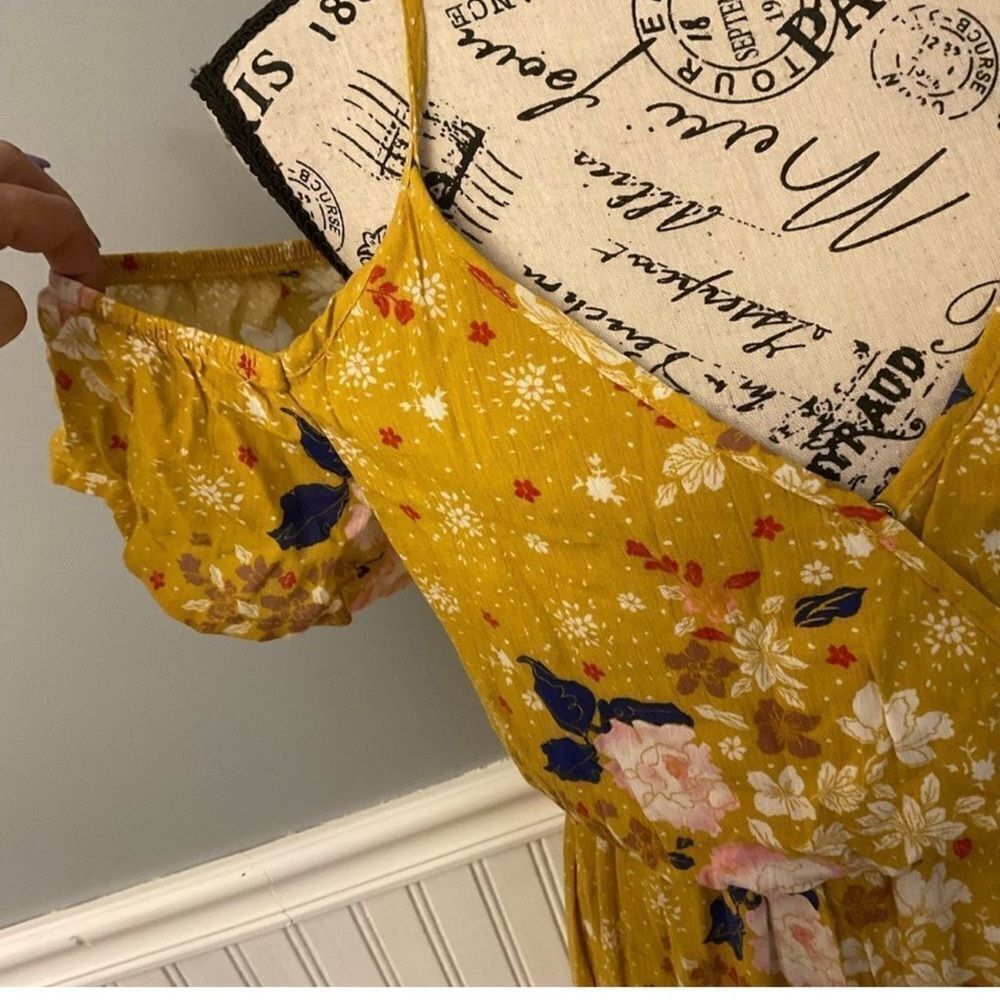 Other One Clothing Yellow Maxi Sundress with Flutter Sleeves Size S / US 4 / IT 40 - 4 Thumbnail