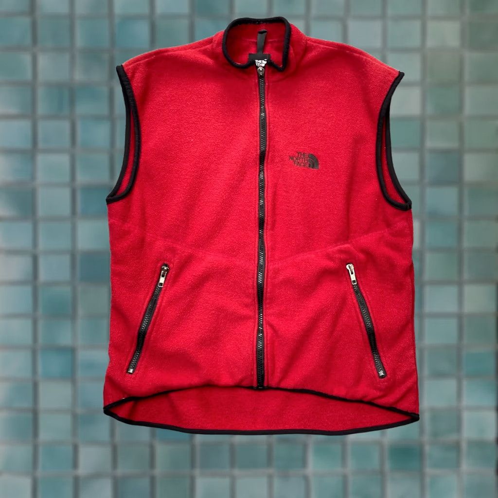 The North Face VINTAGE The North Face Vest Mens L Red Fleece Full Zip USA Gorp Hiking 90s Outdoor Theme Size US L / EU 52-54 / 3 - 1 Thumbnail
