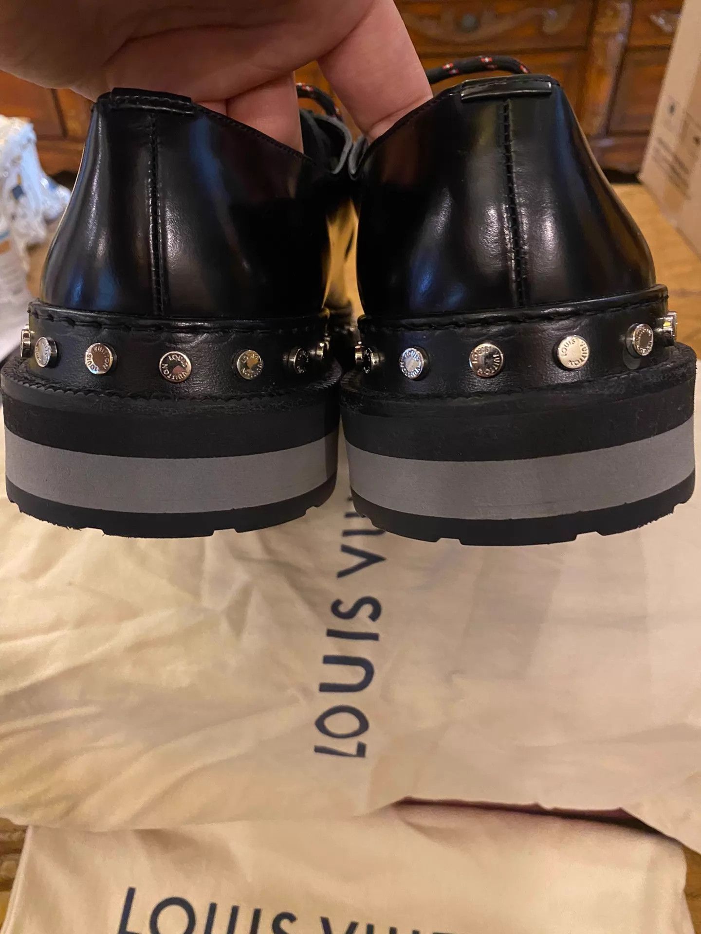 Louis Vuitton Louis Vuitton Platform Rivet Loafer Boat Shoe US8 Size US 8 / EU 41 - 5 Thumbnail