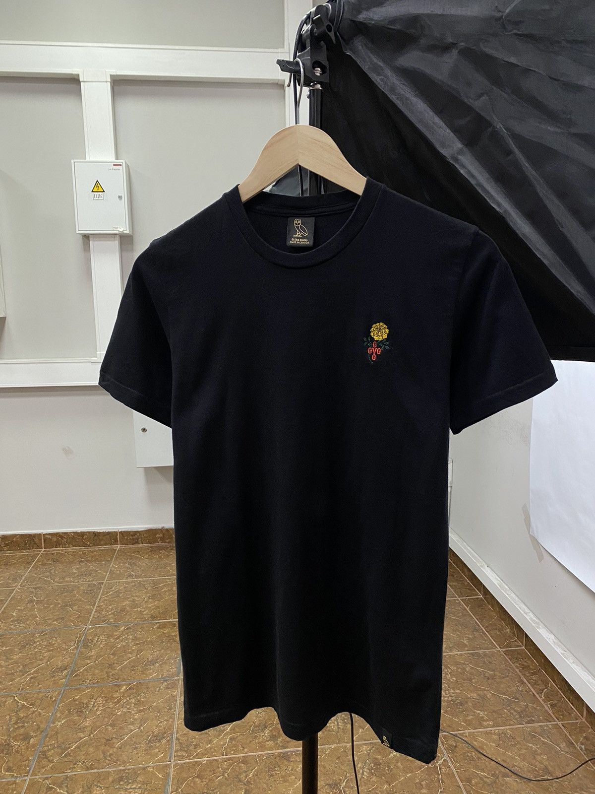 October's Very Own 🇺🇸 Y2K OVO October’s Very Own T-Shirt Rare Retro Hype Size US S / EU 44-46 / 1 - 1 Thumbnail