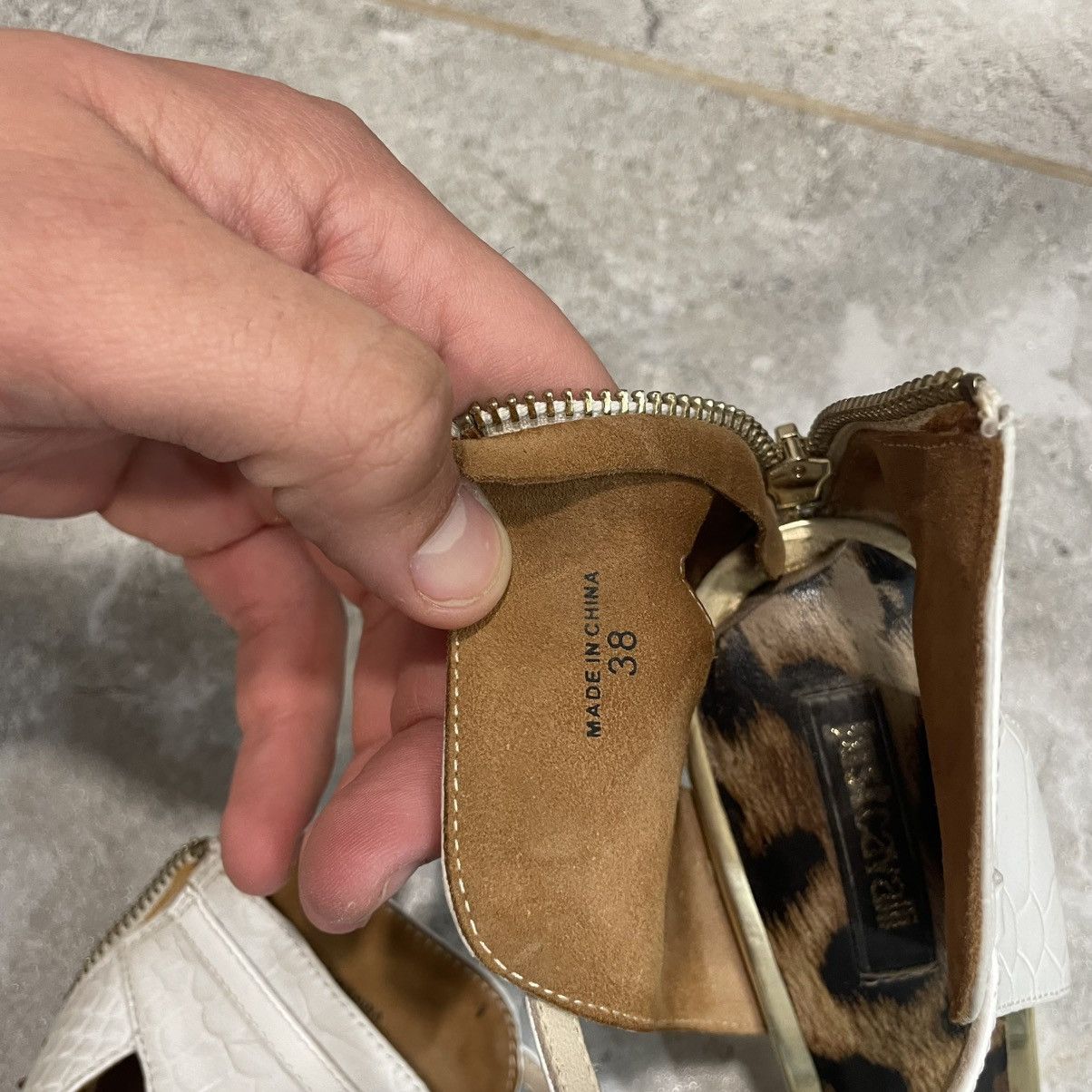 Just Cavalli 38 VINTAGE JUST CAVALLI 90s LEO HEELS shoes slip sandals zip Size US 8 / IT 38 - 7 Thumbnail