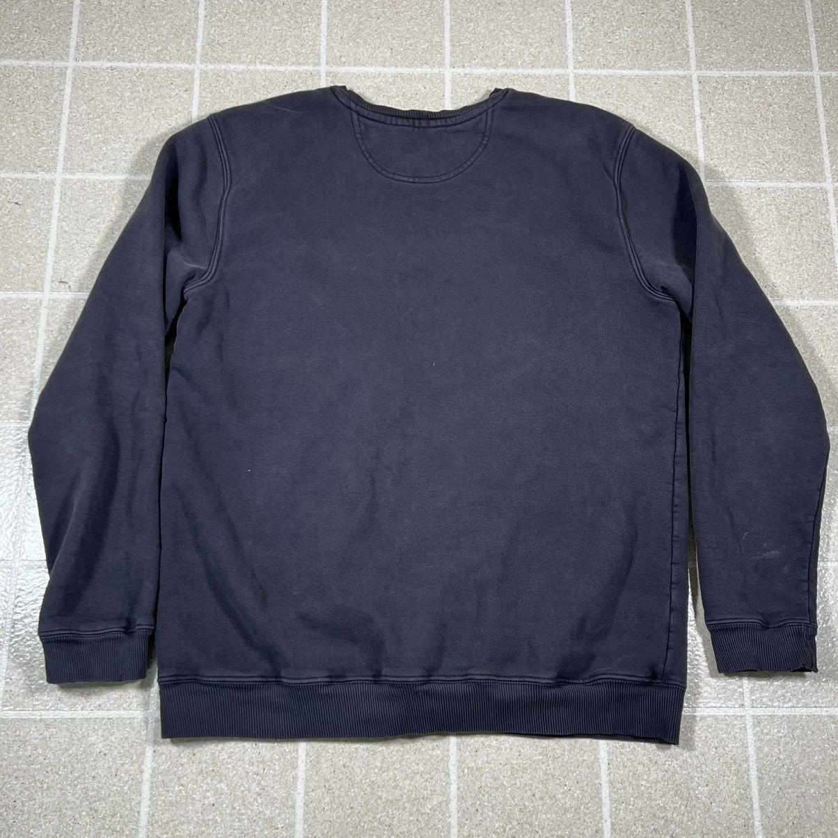 Carhartt Carhartt Sweatshirt Crewneck Large Black Heavyweight Fade Size US L / EU 52-54 / 3 - 8 Thumbnail