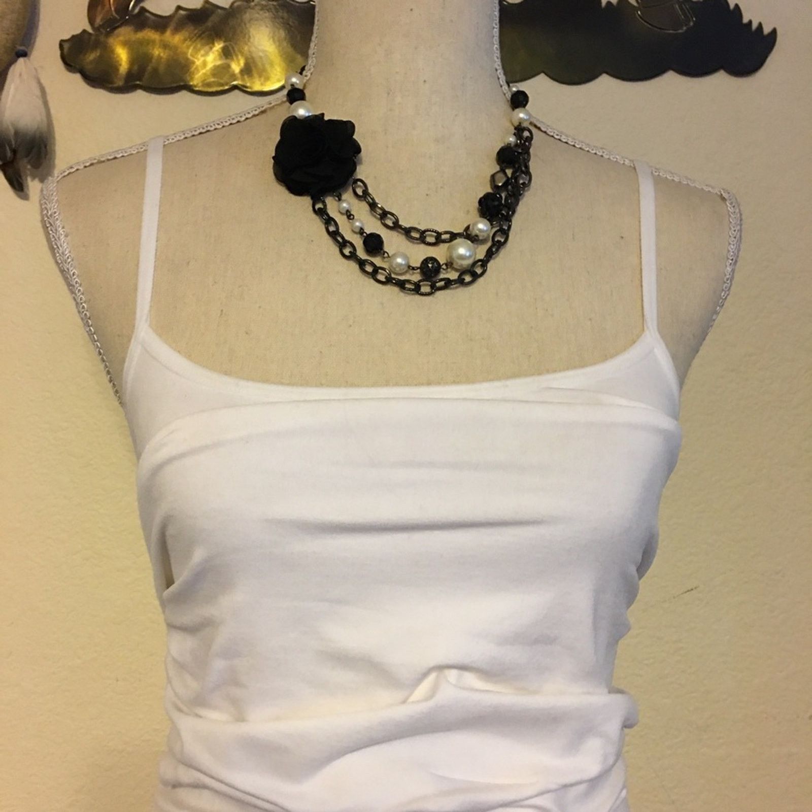 Jewelry Black chrome chain link silk rose pearl necklace Size ONE SIZE - 4 Thumbnail