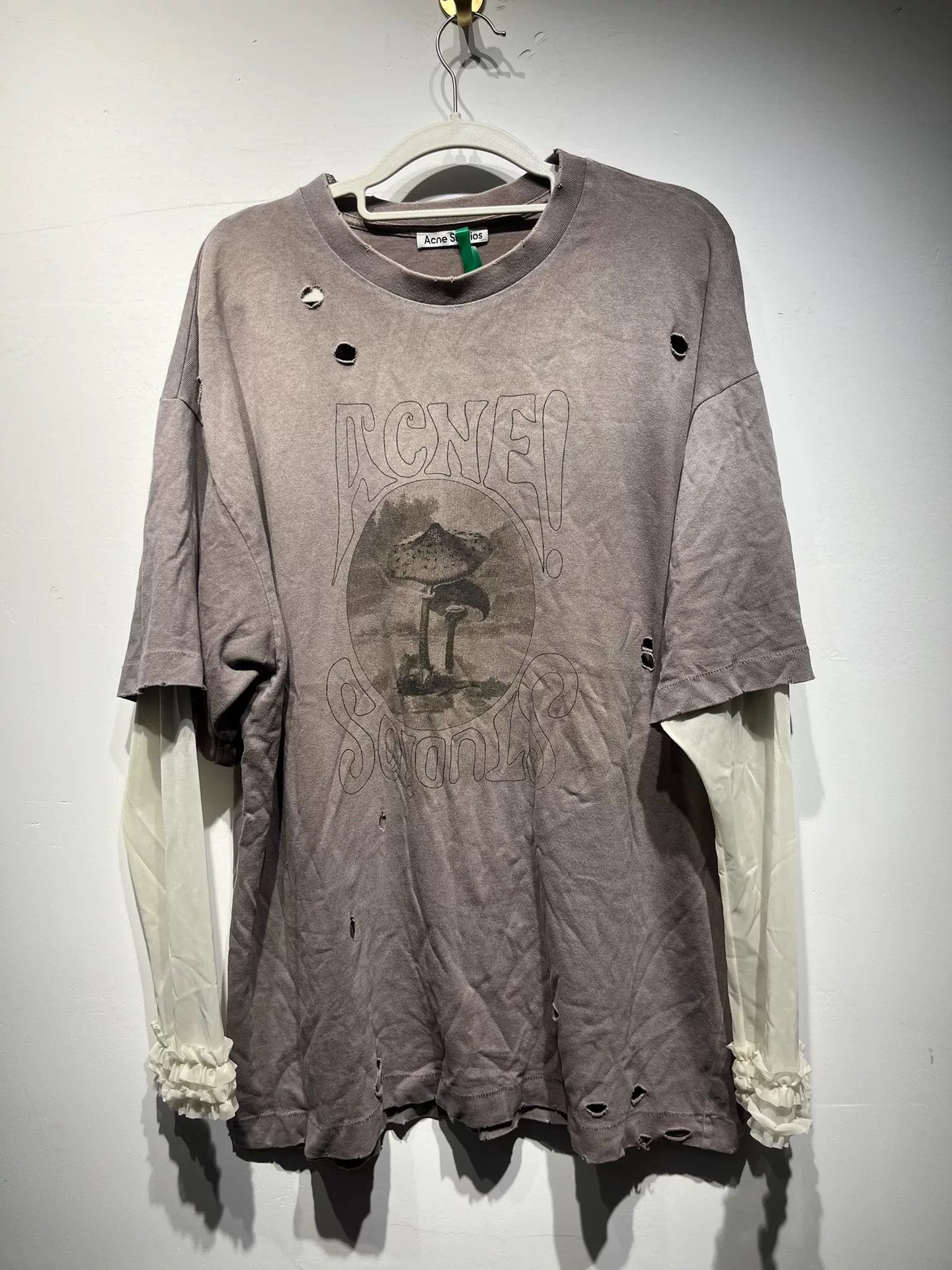 Acne Studios Acne Studios Distressed Purple T-Shirt S Women Size S / US 4 / IT 40 - 1 Thumbnail