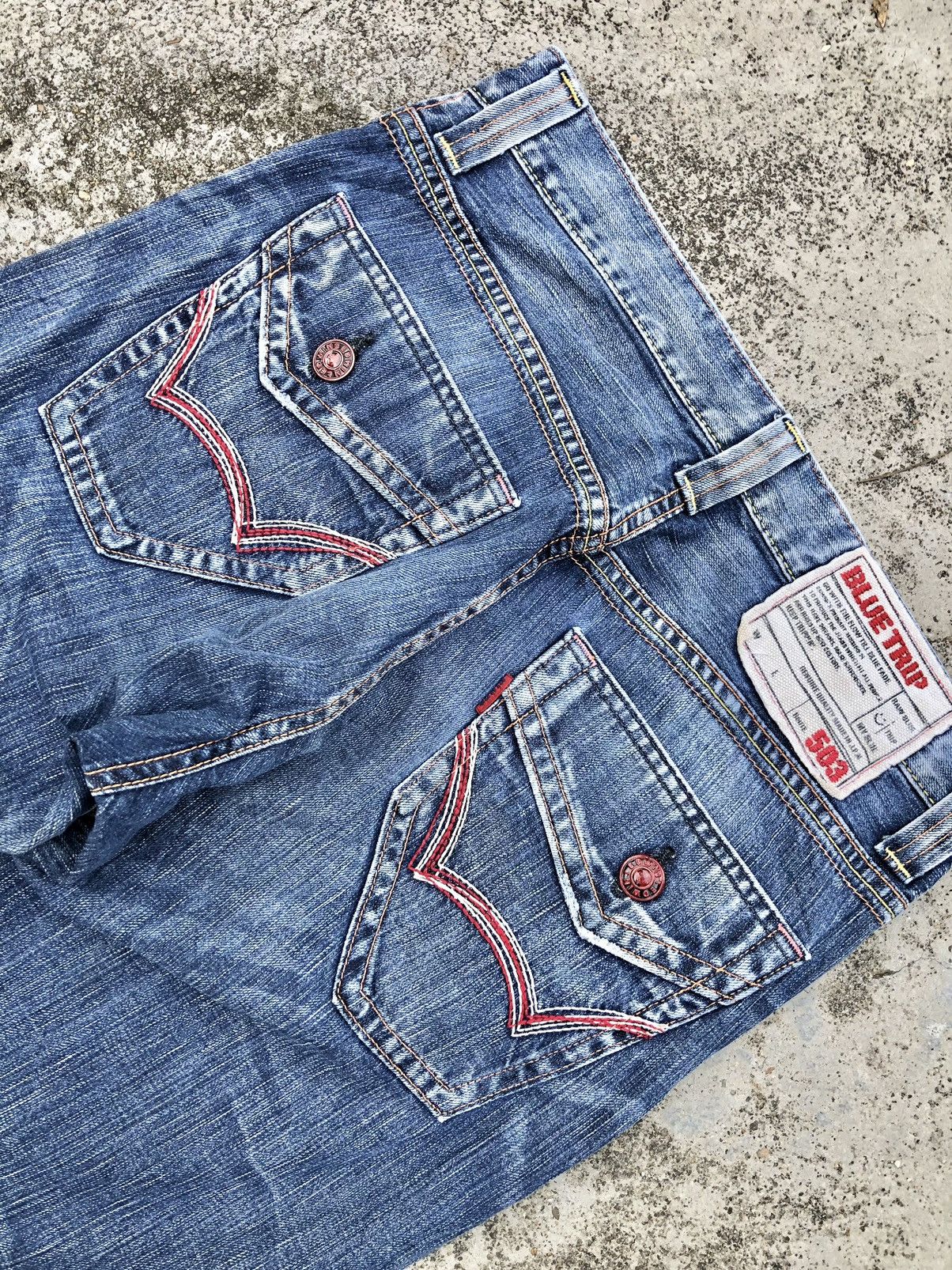 Edwin FLARED VINTAGE EDWIN WASHED BLUE JEANS Size US 32 / EU 48 - 6 Thumbnail