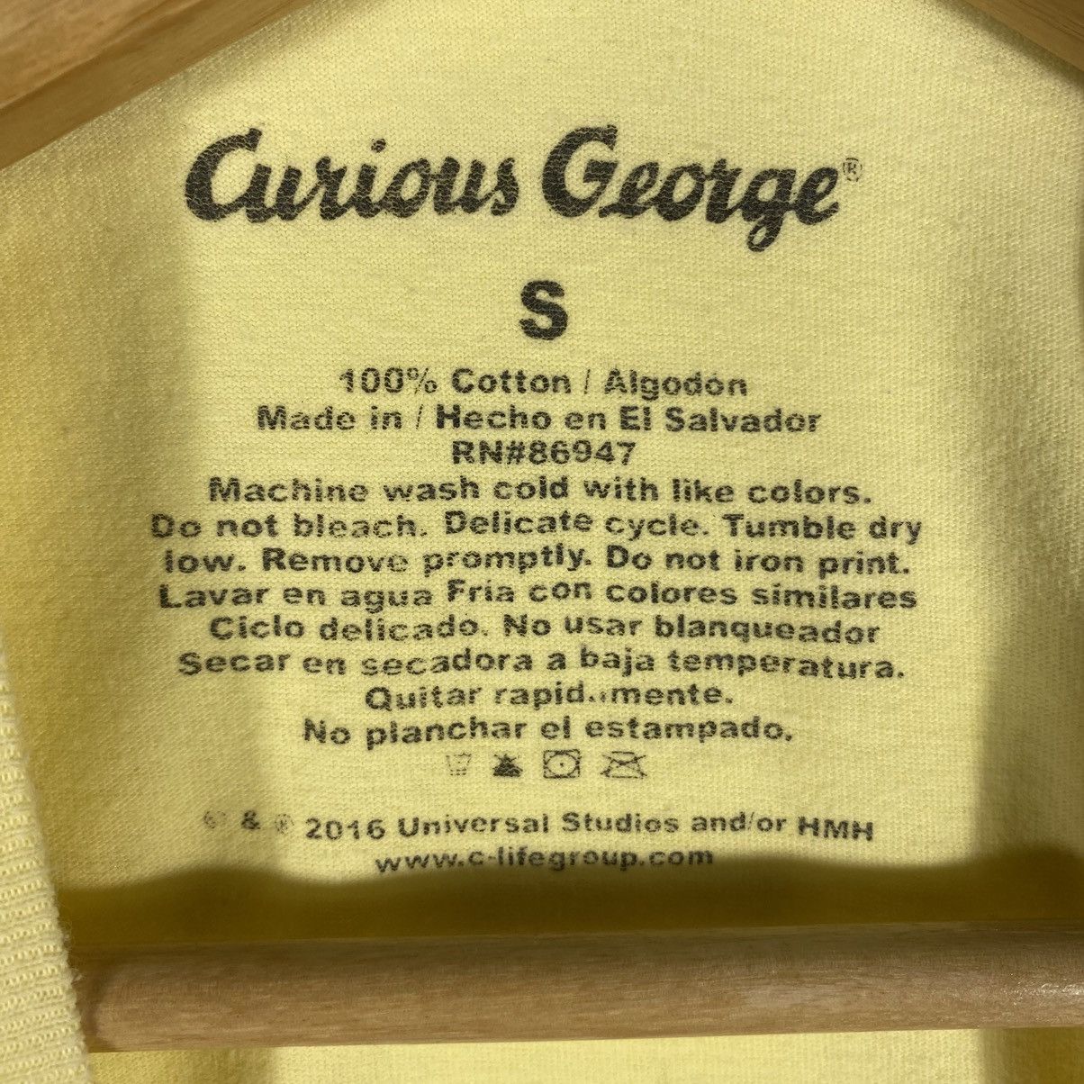 Other CURIOUS GEORGE Keep Calm And Be Curious Cartoon Tee Shirt Size US S / EU 44-46 / 1 - 6 Thumbnail