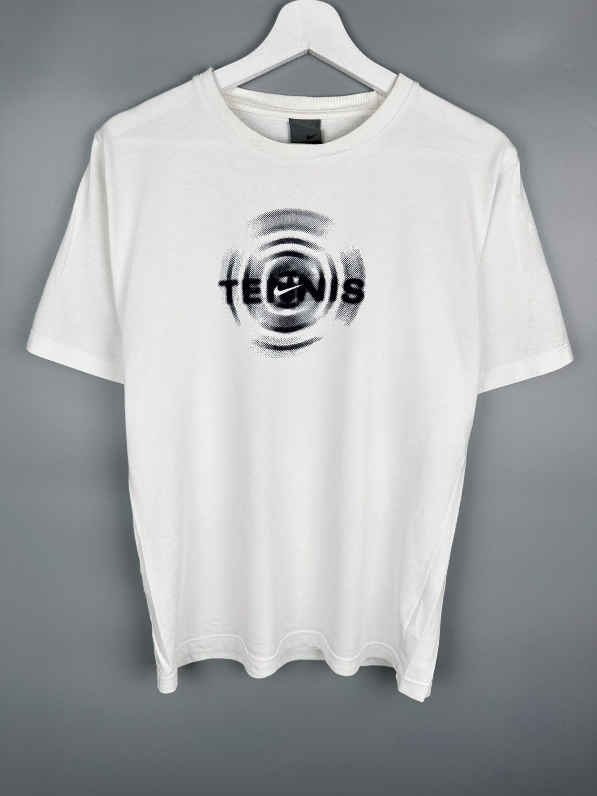 Nike Vintage Nike Center Swoosh Logo T Shirt Tee Y2K Tennis Size US M / EU 48-50 / 2 - 1 Thumbnail