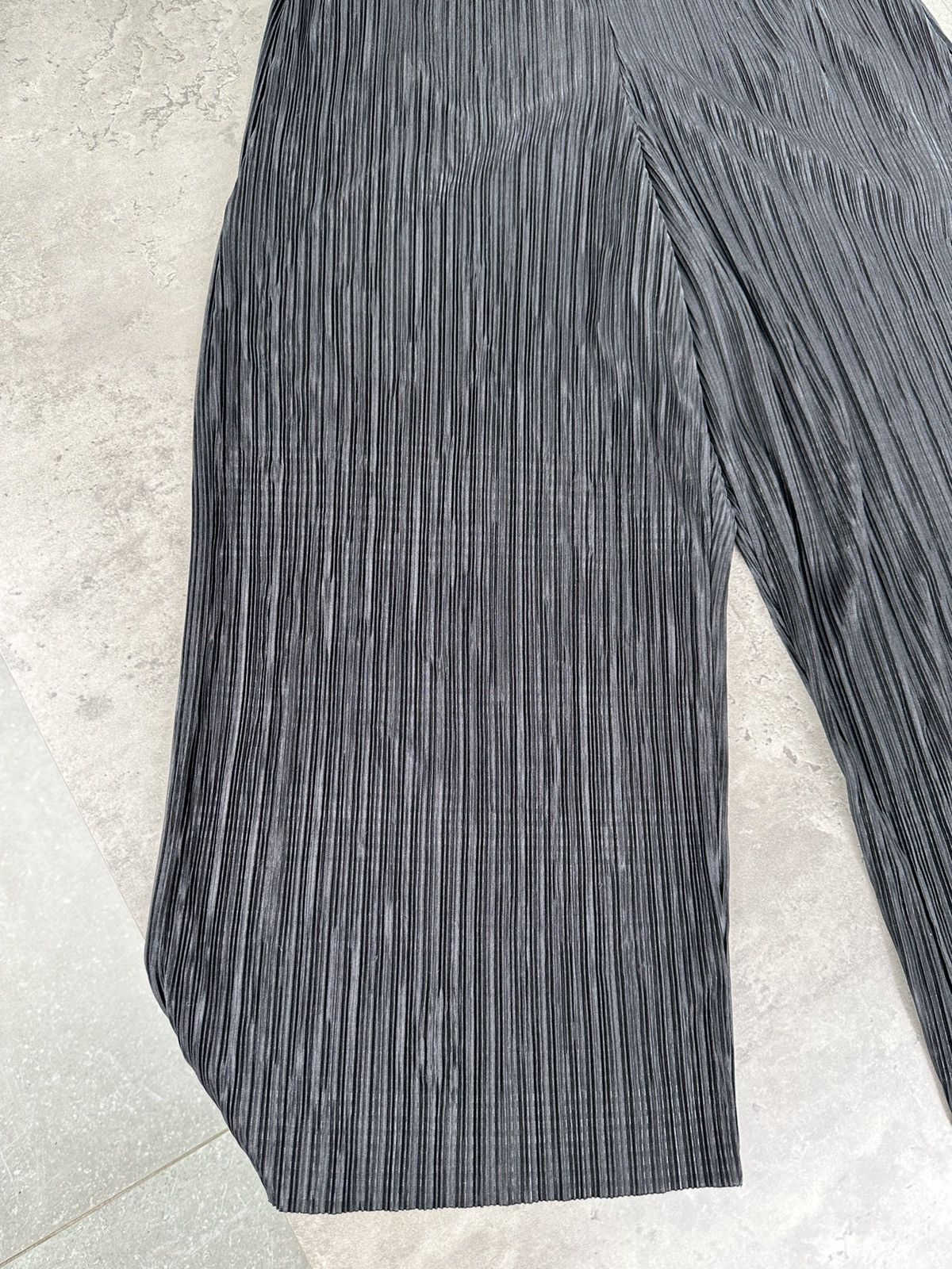 Japanese Brand Vintage Cropped Pleated Pants Size US 28 / EU 44 - 6 Thumbnail