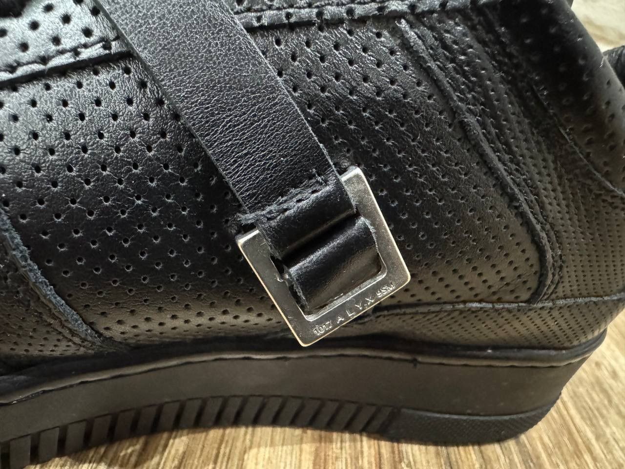 1017 ALYX 9SM 1017 ALYX 9SM Black Leather Buckle Sneakers Size US 8.5 / EU 41-42 - 7 Thumbnail
