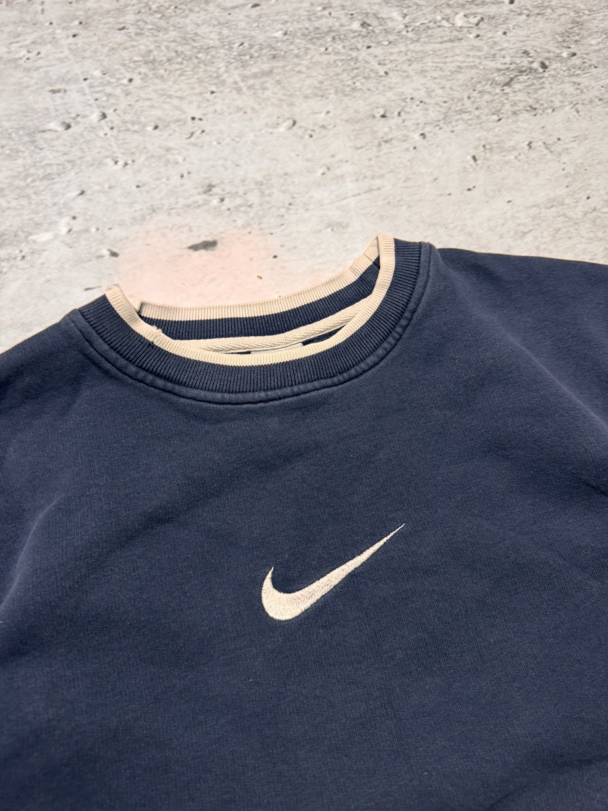 Nike × Vintage NIKE VINTAGE CENTER LOGO OVERSIZE BOXY SWEATSHIRT Size US L / EU 52-54 / 3 - 3 Thumbnail