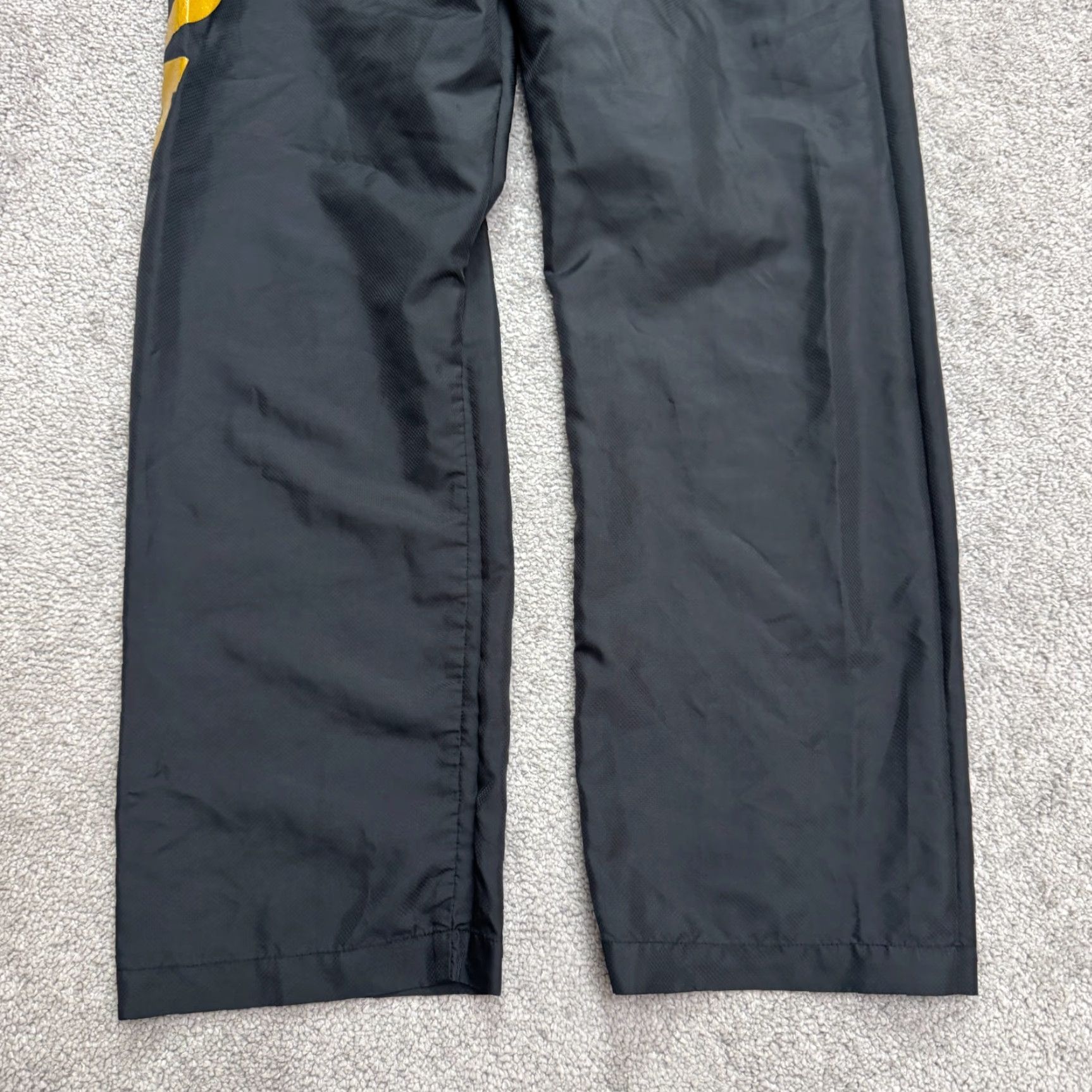 Adidas Adidas Neo Graphic Track Pants Mens Medium Black Gold Lightweight Activewear Size US 31 - 3 Thumbnail