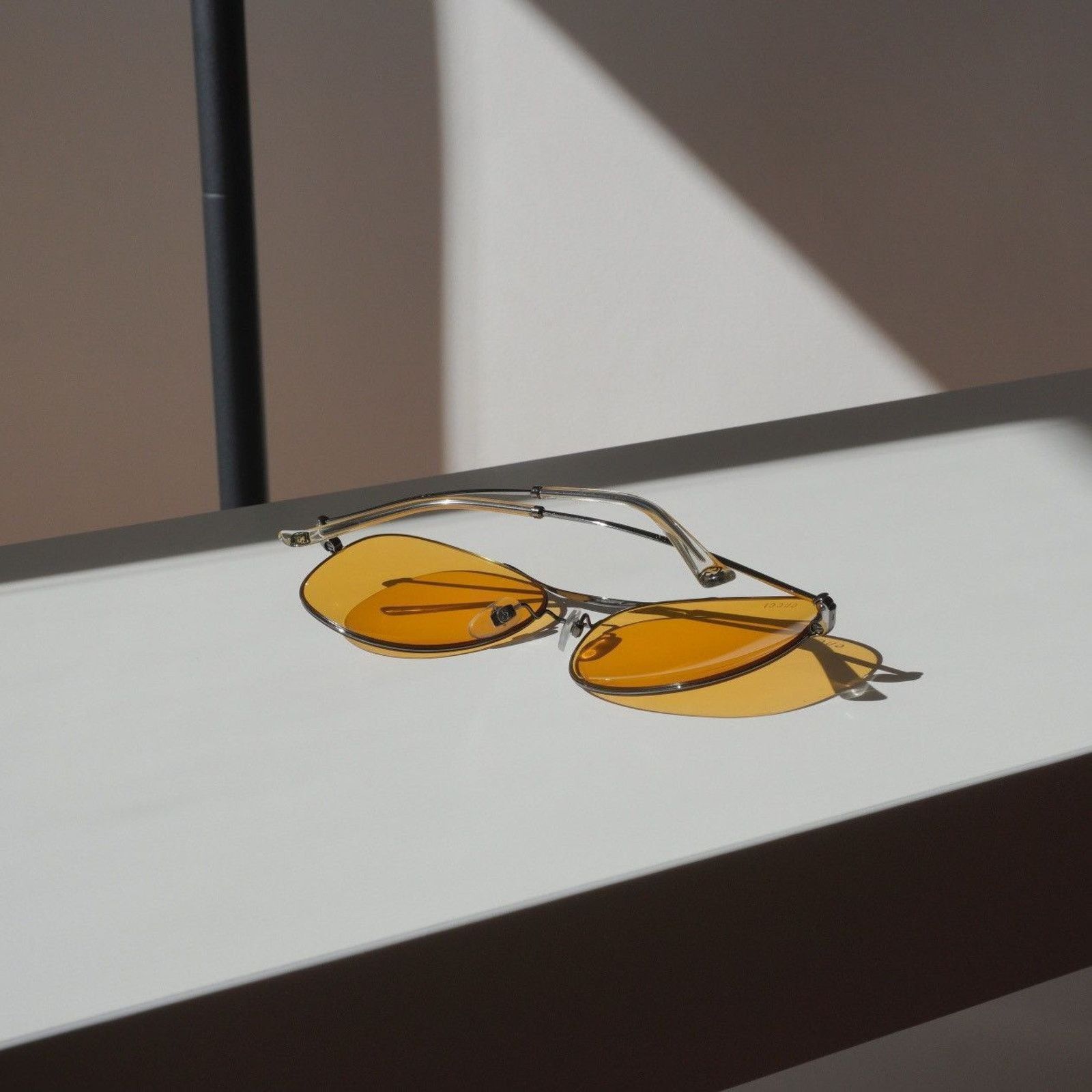 Gucci Vintage gucci silver logo yellow frame aviator sunglasses Size ONE SIZE - 8 Thumbnail