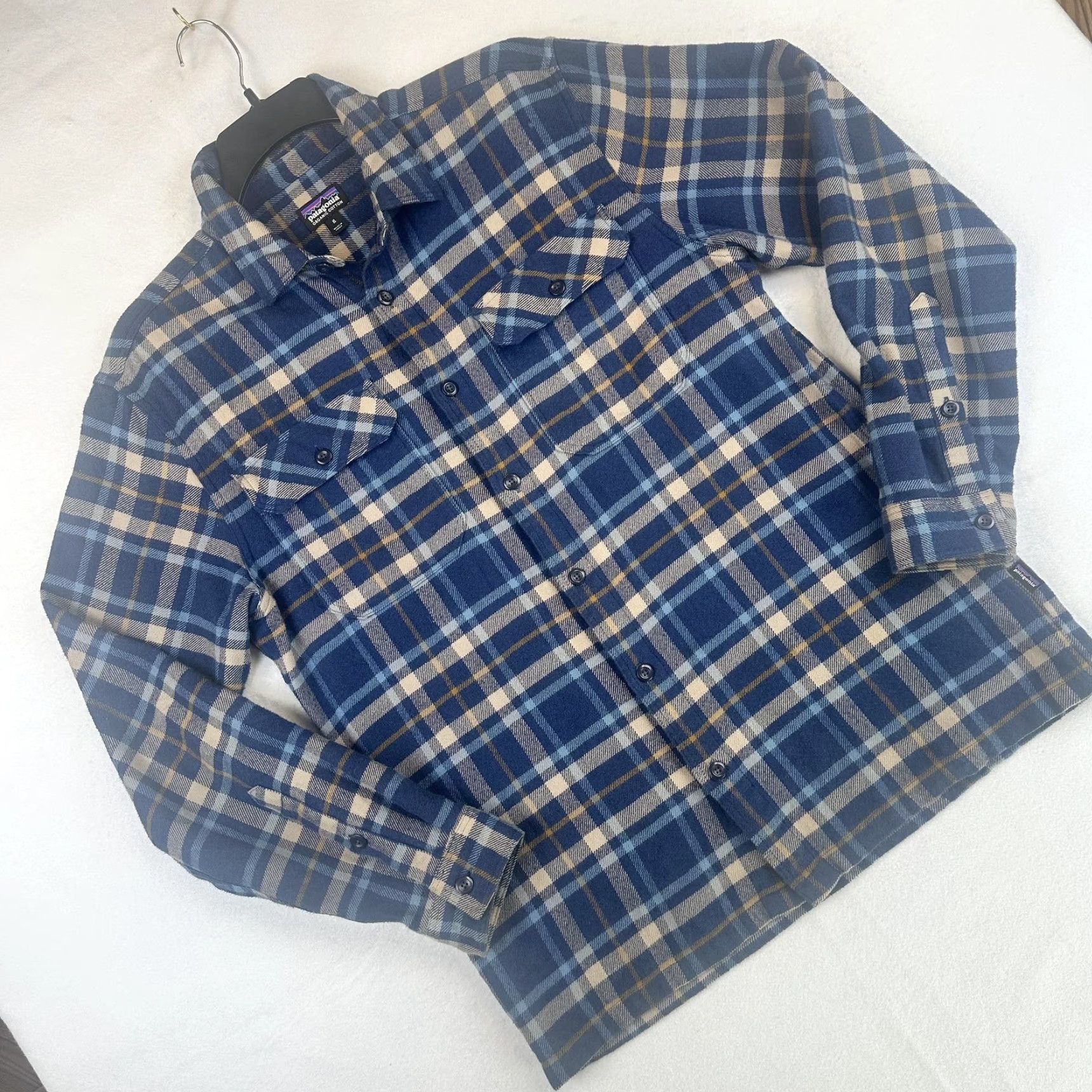Patagonia Patagonia Shirt Mens Medium Blue Plaid Cotton Flannel Long Sleeve Button-Up Size US M / EU 48-50 / 2 - 2 Thumbnail