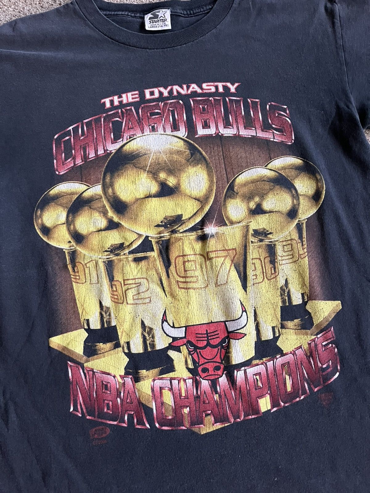 Starter Vintage 1997 Chicago Bulls NBA Champions Tee Size US S / EU 44-46 / 1 - 2 Thumbnail