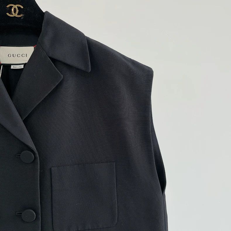 Gucci Gucci Black vest 2504-Nextarrow Size XS / US 0-2 / IT 36-38 - 3 Thumbnail