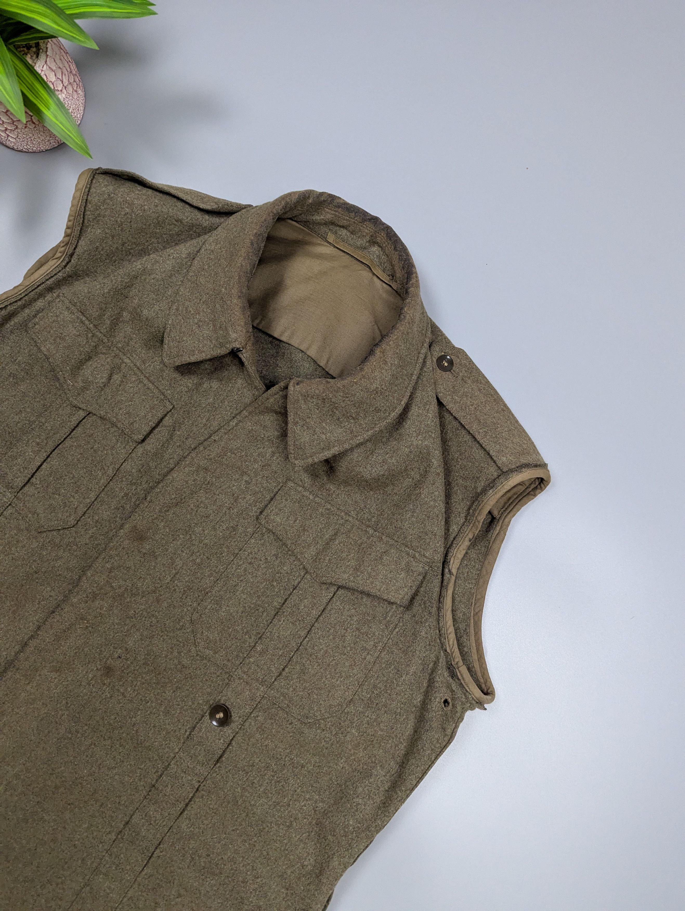 Vintage VTG 1960 Military German Wool Army Vest / Sleeveless Jacket Size US M / EU 48-50 / 2 - 4 Thumbnail