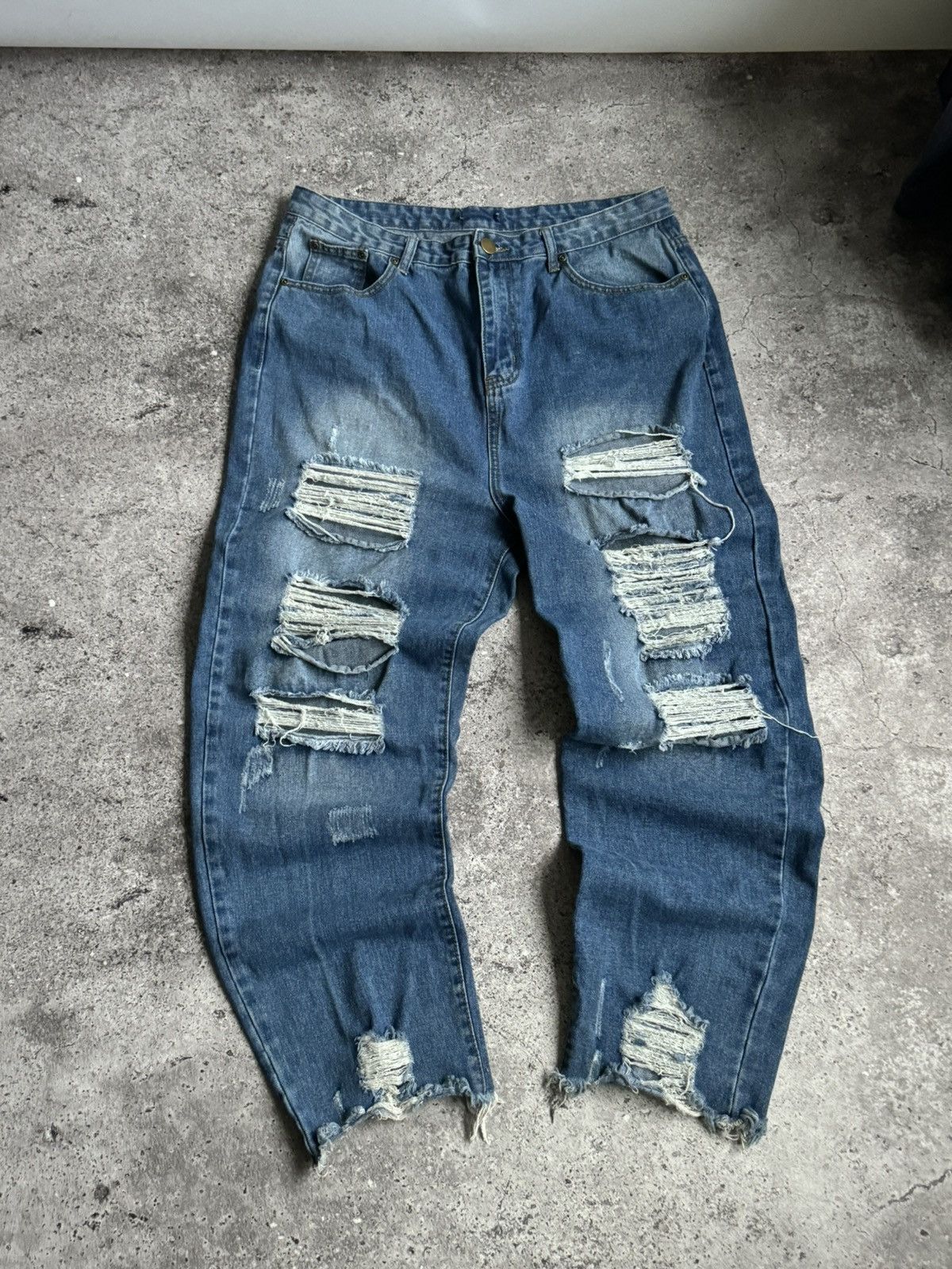 Vintage Vintage Baggy Y2K distressed trash denim jeans pants Size US 32 / EU 48 - 2 Thumbnail