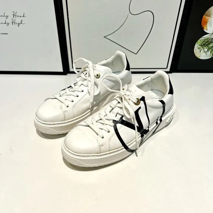 Louis Vuitton Louis Vuitton Time Out Stylish Low-Top Sneakers 0079 Size US 6 / IT 36 - 1 Thumbnail