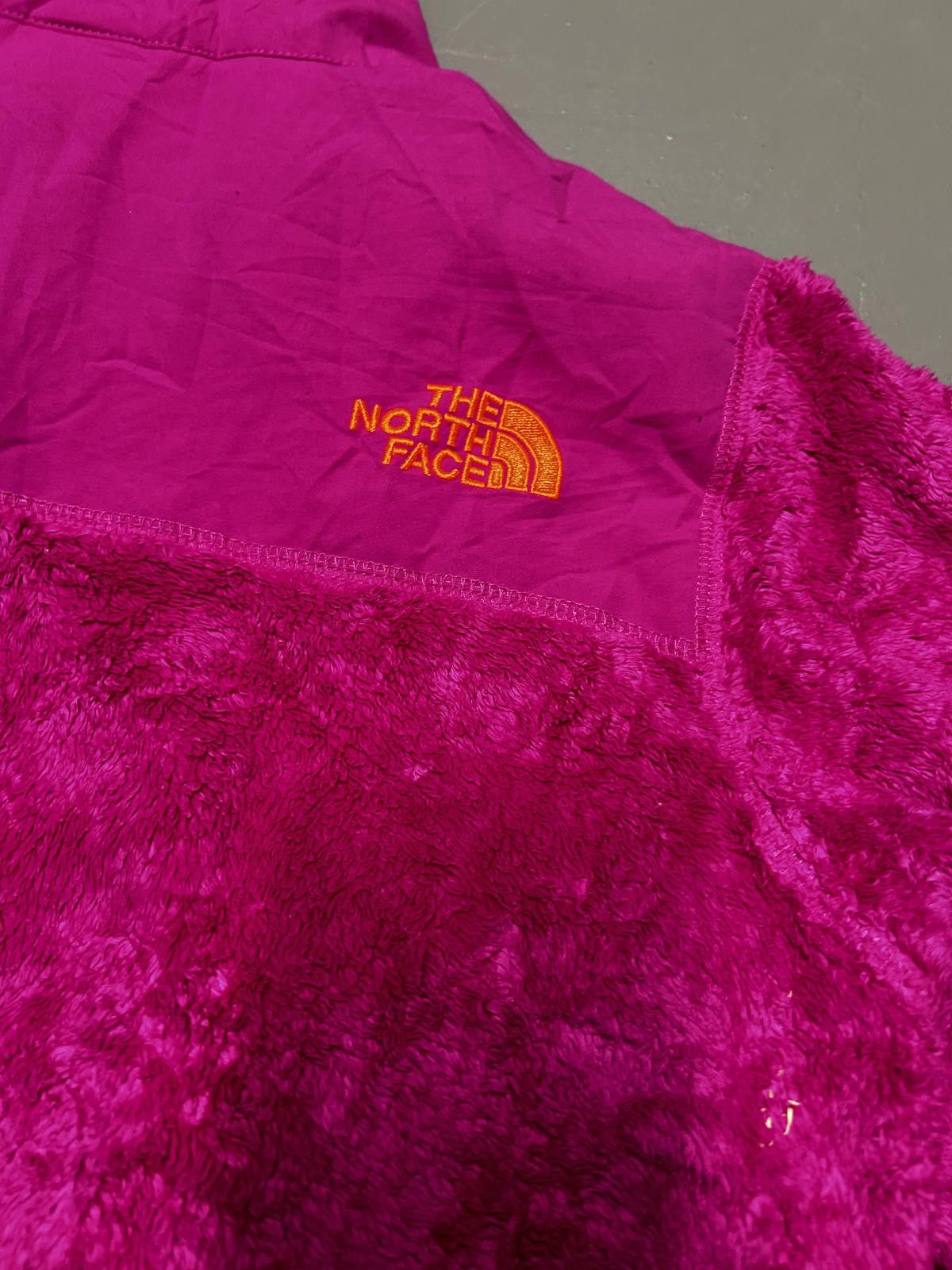 The North Face The North Face Fleece Jacket - Bright Pink Size US L / EU 52-54 / 3 - 6 Thumbnail