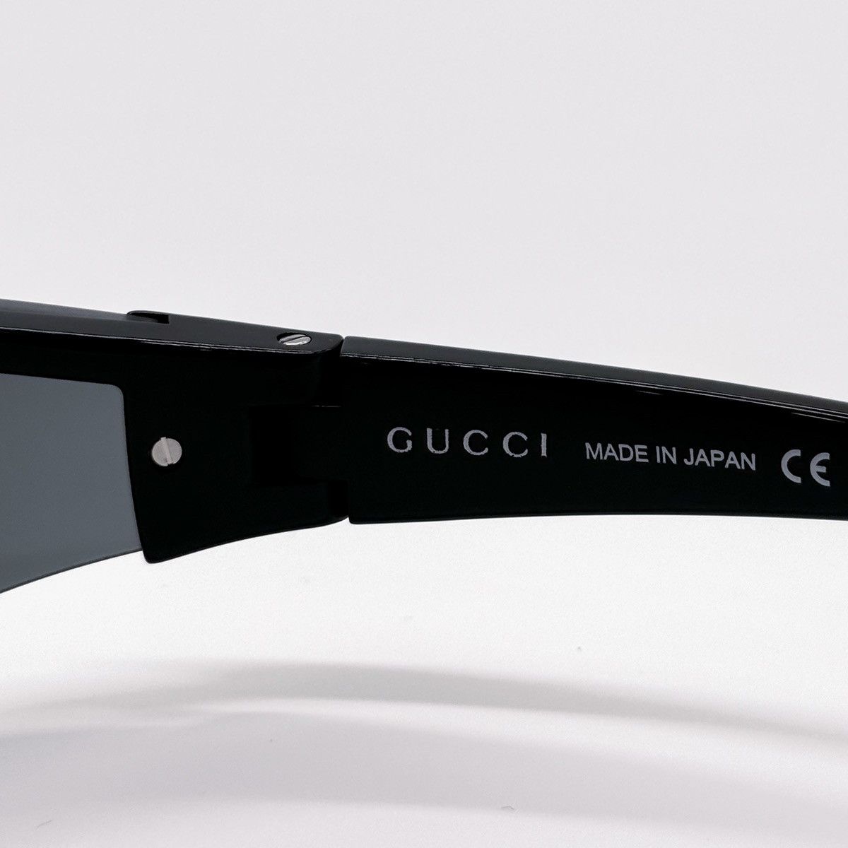 Gucci NEW GUCCI GG1651S 001 MASK HALF RIM BLACK WOMEN SUNGLASSES Size ONE SIZE - 11 Thumbnail