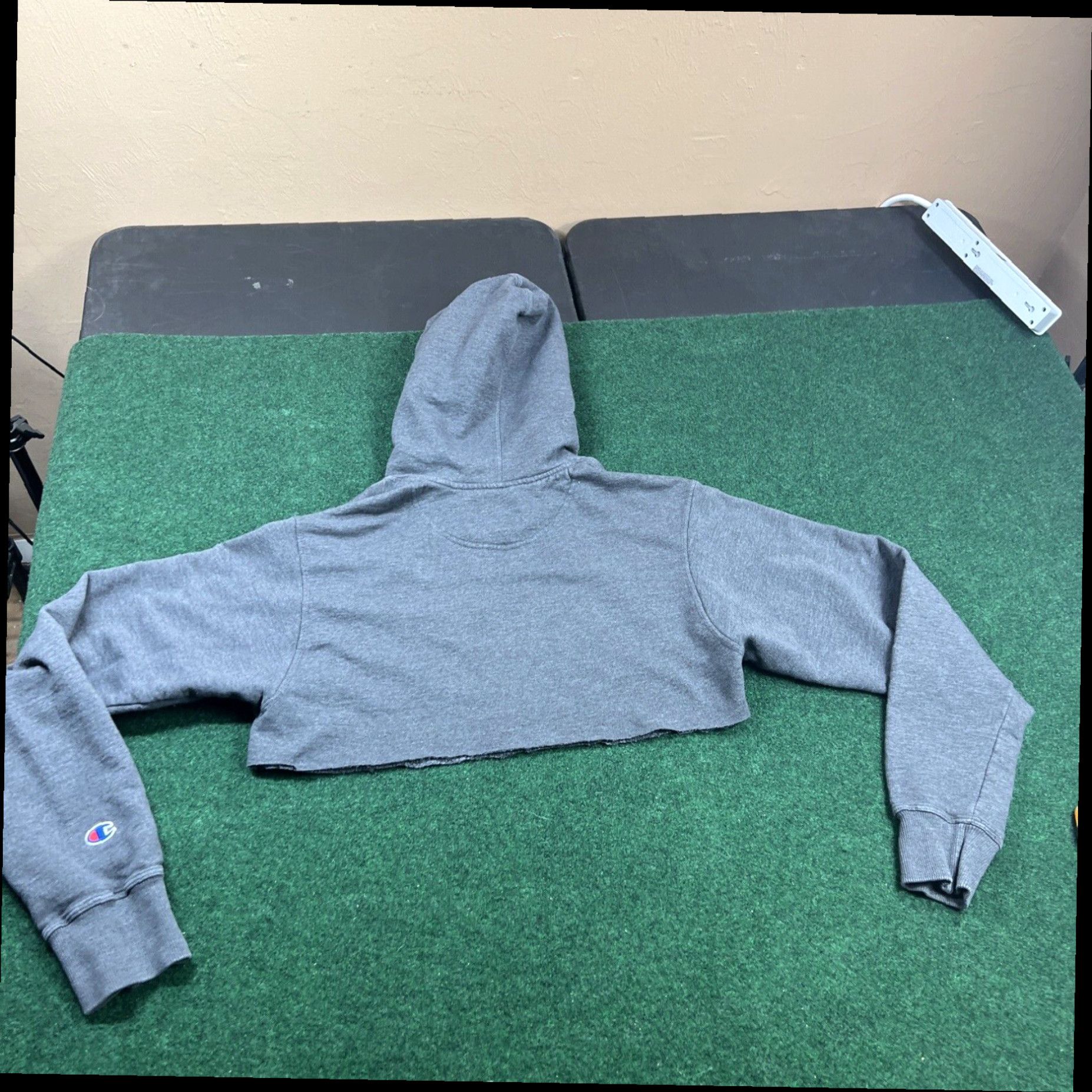 Champion Champion Sweater Womens Sz Small Gray Pullover Crop Top Size S / US 4 / IT 40 - 7 Thumbnail
