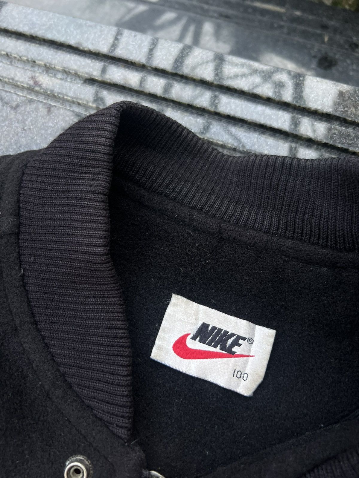 Jordan Brand × Nike × Vintage 90s Nike Jordan Vintage Y2K Embroidered Logo Leather Jacket Size US L / EU 52-54 / 3 - 9 Thumbnail