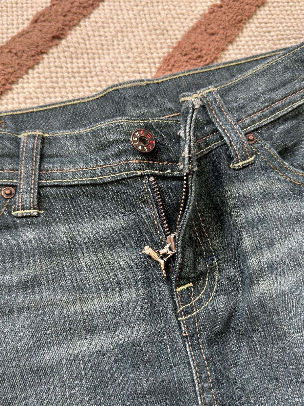 Evisu EVISU x PUMA - RARE JEANS MINI SKIRT Size 26" / US 2 / IT 38 - 7 Thumbnail