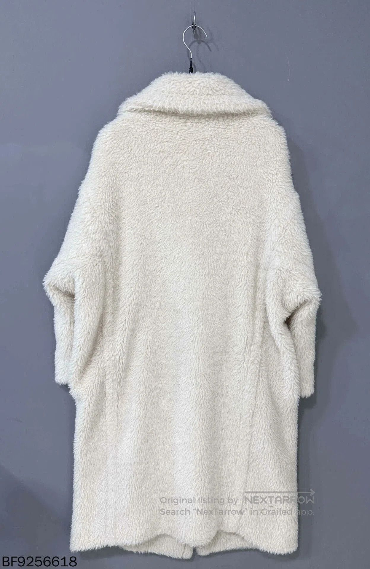 Other white teddy coat by MaxMara. Size US S / EU 44-46 / 1 - 3 Thumbnail