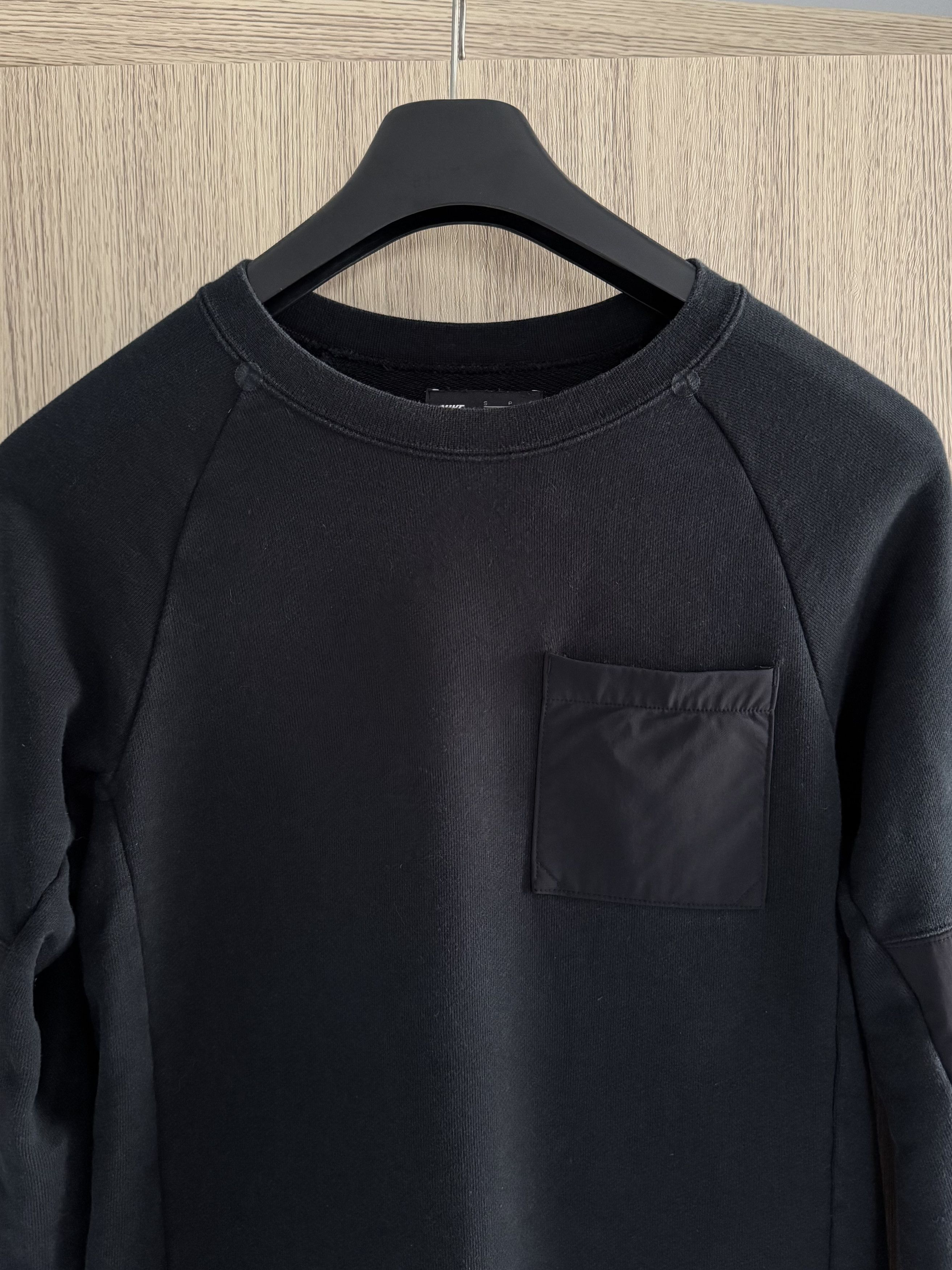 Nike Nike SB Crew Neck Pocket Sweatshirt Black Size US S / EU 44-46 / 1 - 5 Thumbnail