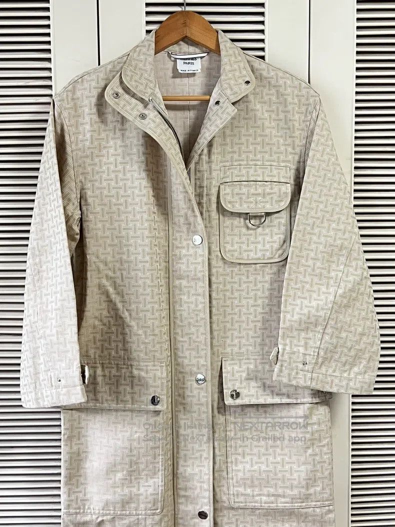 Hermes Hermes Women's long trench coat Size XXS / US 00 / IT 34 - 3 Thumbnail