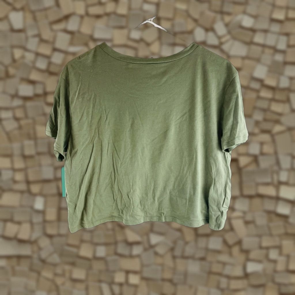 Vintage ABOUND T-Shirt Women's Large Sage Green Short Sleeve Crewneck Crop Top NWT Size L / US 10 / IT 46 - 1 Thumbnail