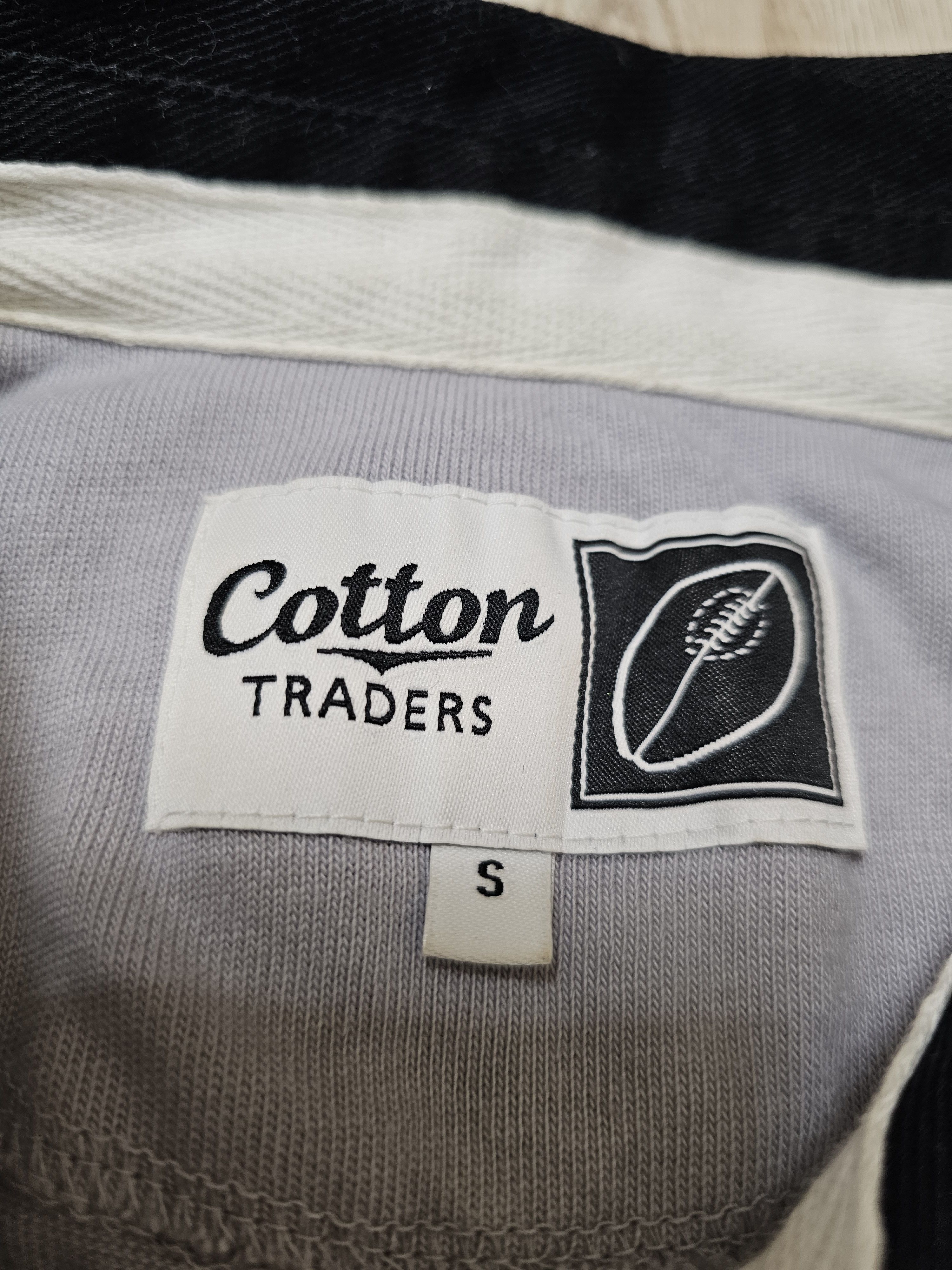 Cotton Traders LEICESTER TIGERS RUGBY JERSEY VINTAGE ENGLAND RUGBY JERSEY Size US S / EU 44-46 / 1 - 8 Thumbnail