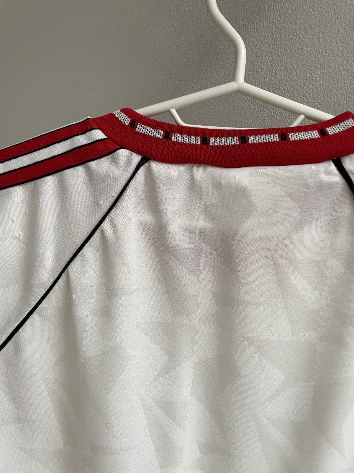 Adidas Manchester United 1990 1991 Soccer Football Jersey Shirt Size US S / EU 44-46 / 1 - 18 Thumbnail