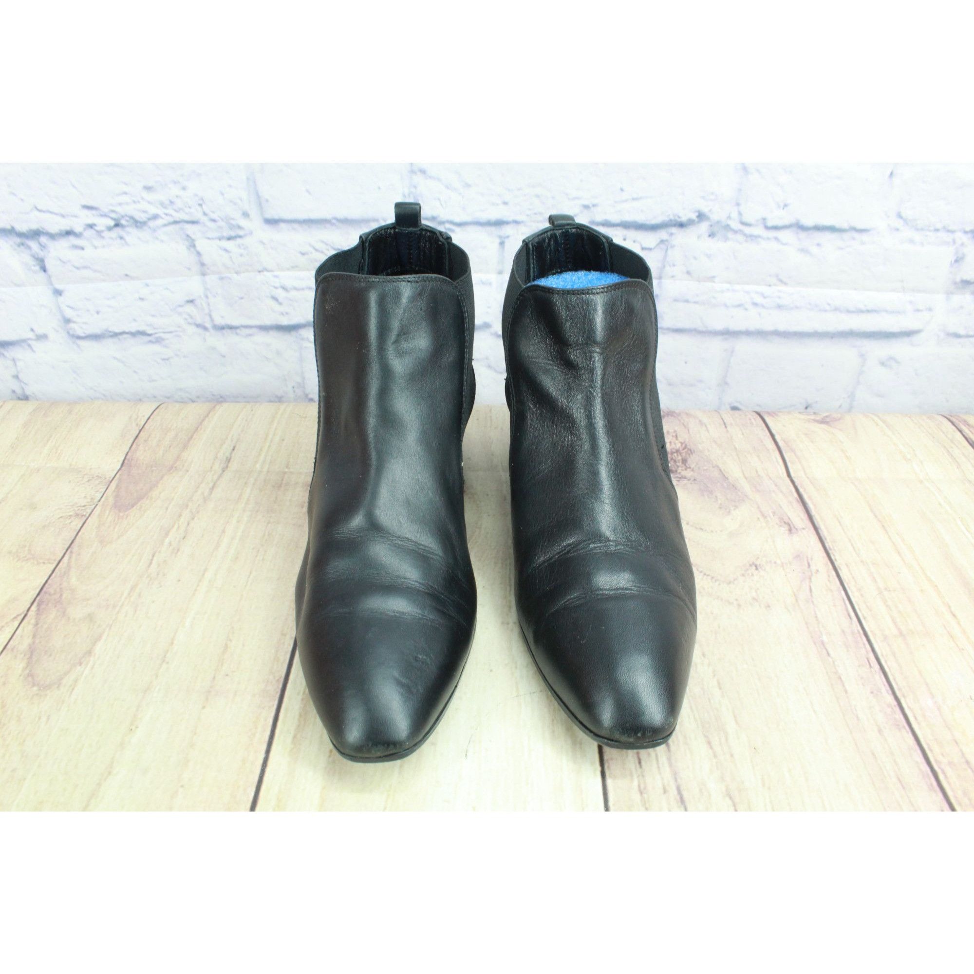 Aquatalia Aquatalia Black Leather Pointed-Toe Low Block Heel Ankle Boo Size US 8 / IT 38 - 4 Thumbnail