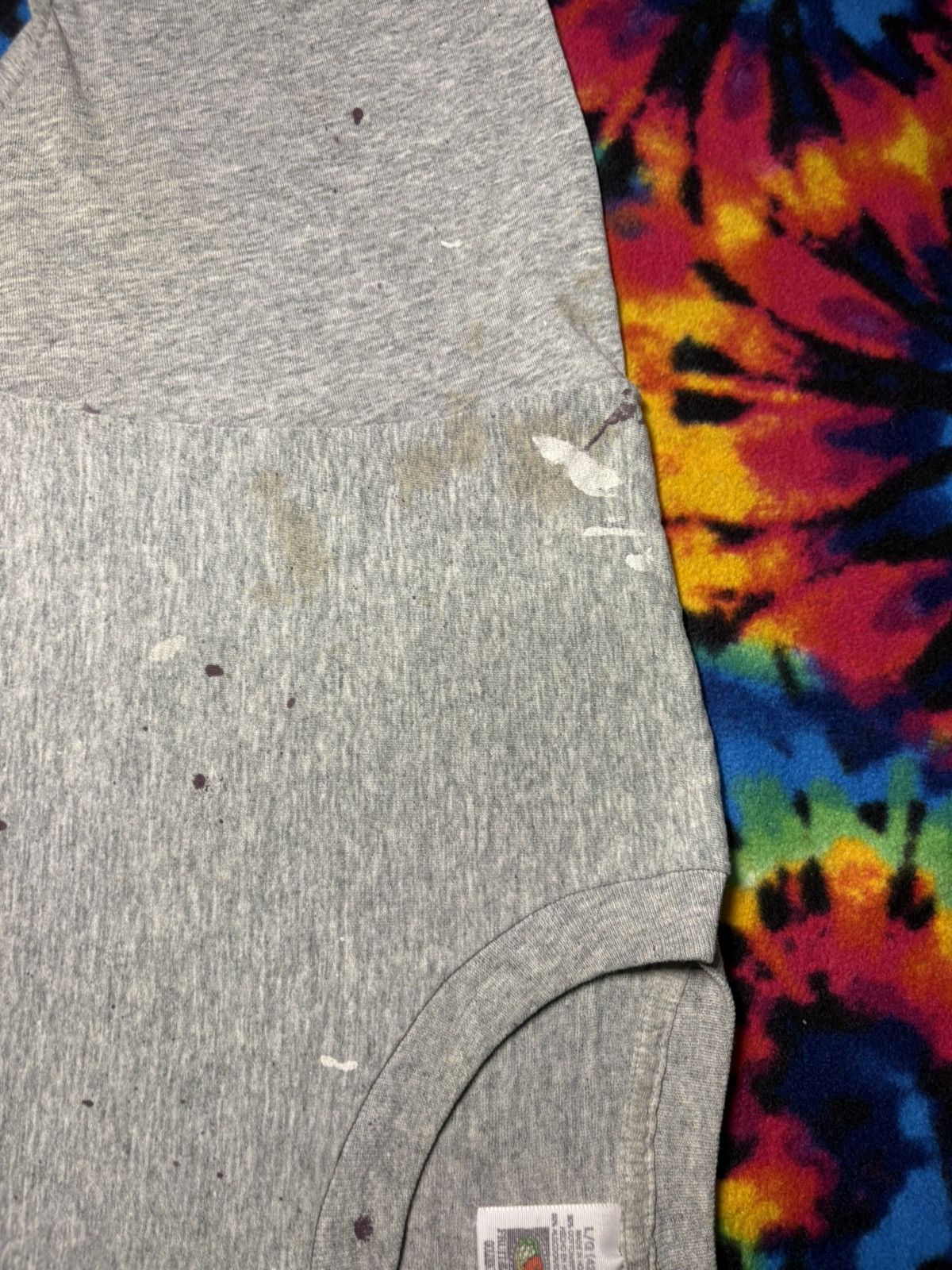 Fruit Of The Loom Vintage 80’s Fruit Of The Loom painters tee Size US L / EU 52-54 / 3 - 5 Thumbnail