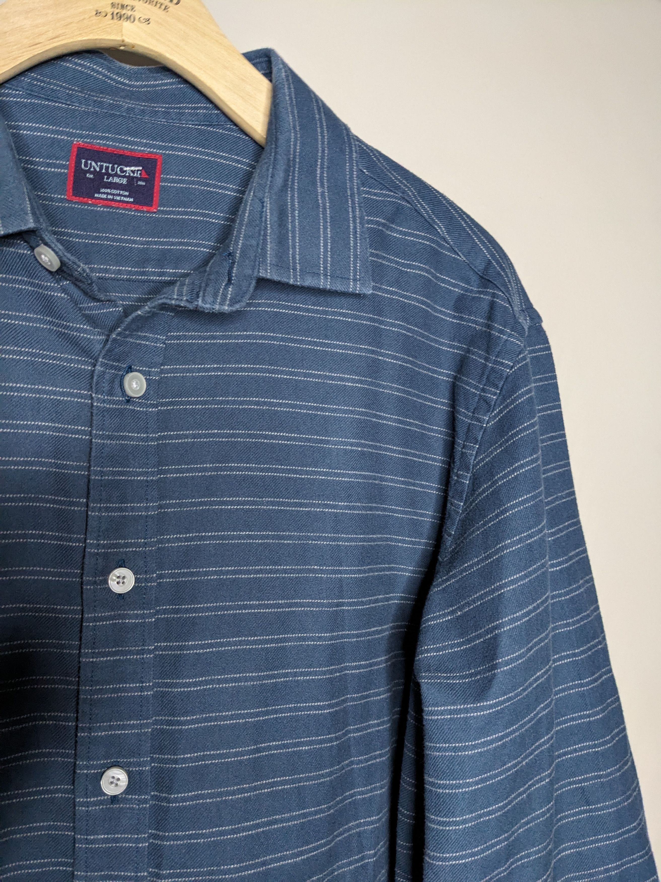 UNTUCKit UNTUCKit Brushed Cotton Striped Shirt Size Large Button Up Size US L / EU 52-54 / 3 - 1 Thumbnail
