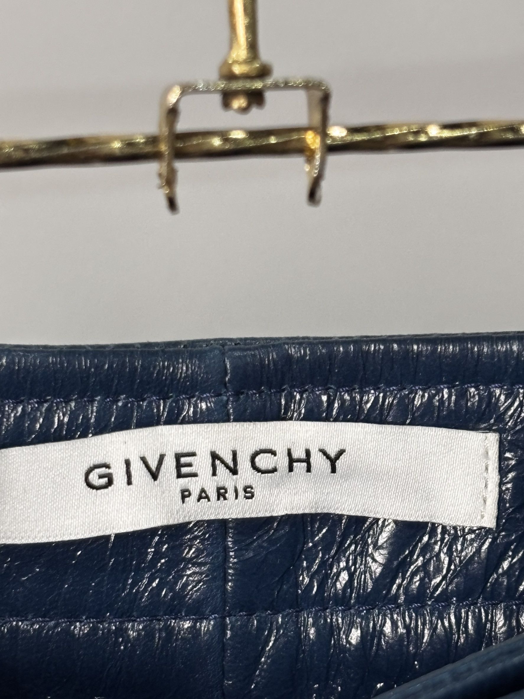 Givenchy Givenchy Lambskin Wrap Skirt Size 27" / US 4 / IT 40 - 2 Thumbnail