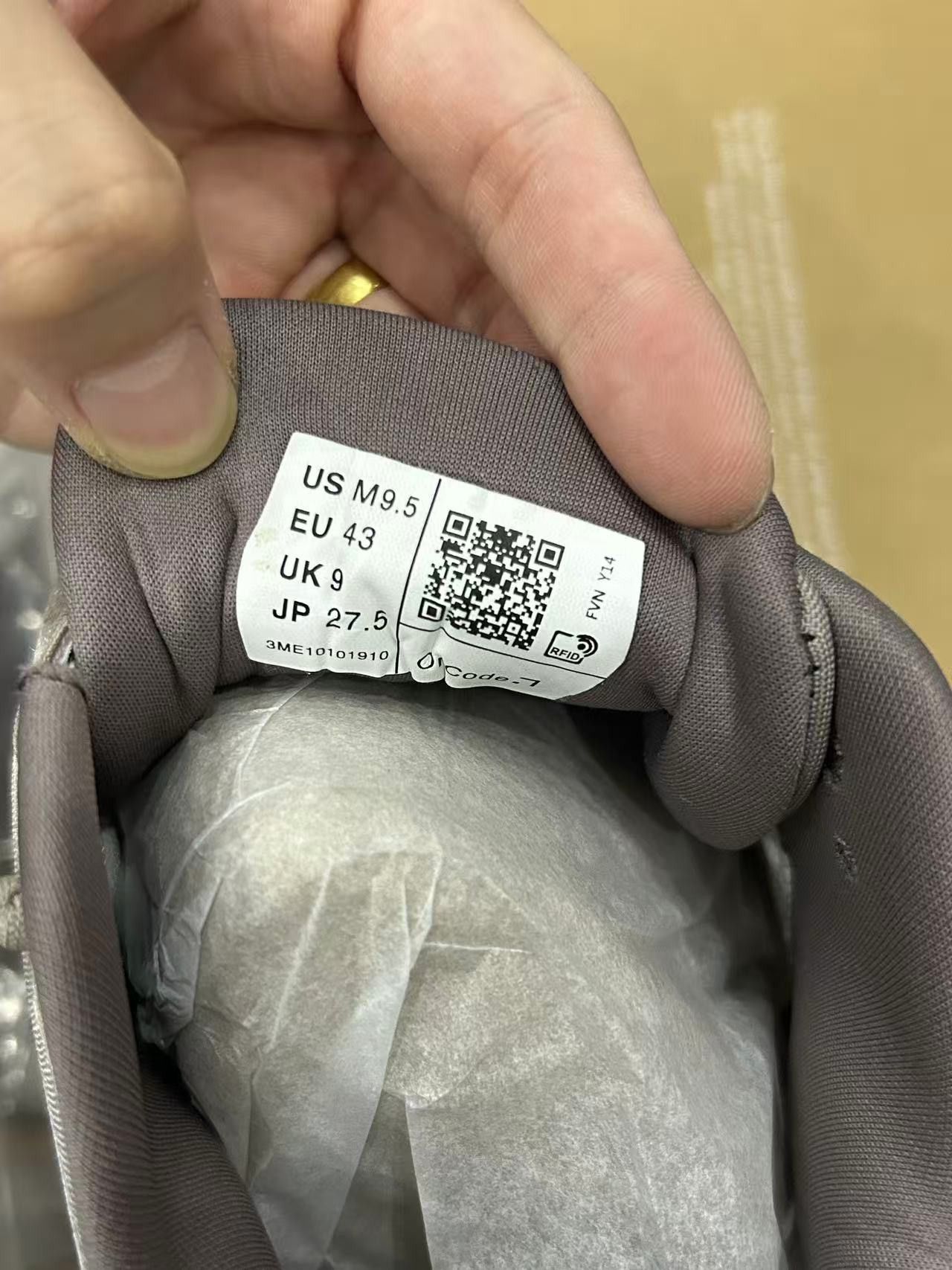 Loewe × On Loewe x On Running Cloudtilt Sneaker Cinder Ash Size US 9.5 / EU 42-43 - 2 Thumbnail