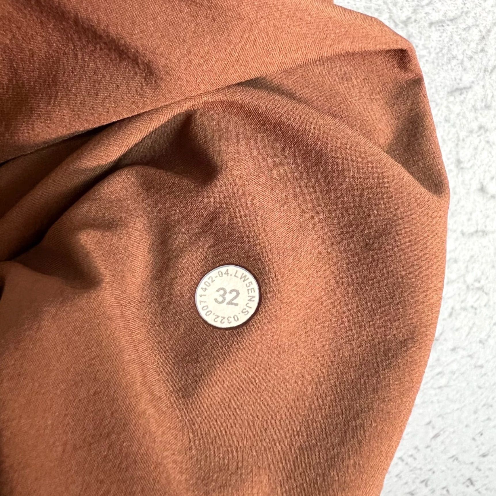 Lululemon Lululemon City Sleek Womens 32 Rust Brown Wide Leg Chino Pants Stretch Pants Chino City Womens 32 Brown Stretch Logo Pockets Wide-Leg 8/10 Vintage No Size 24" / US 00 / IT 34 - 3 Thumbnail
