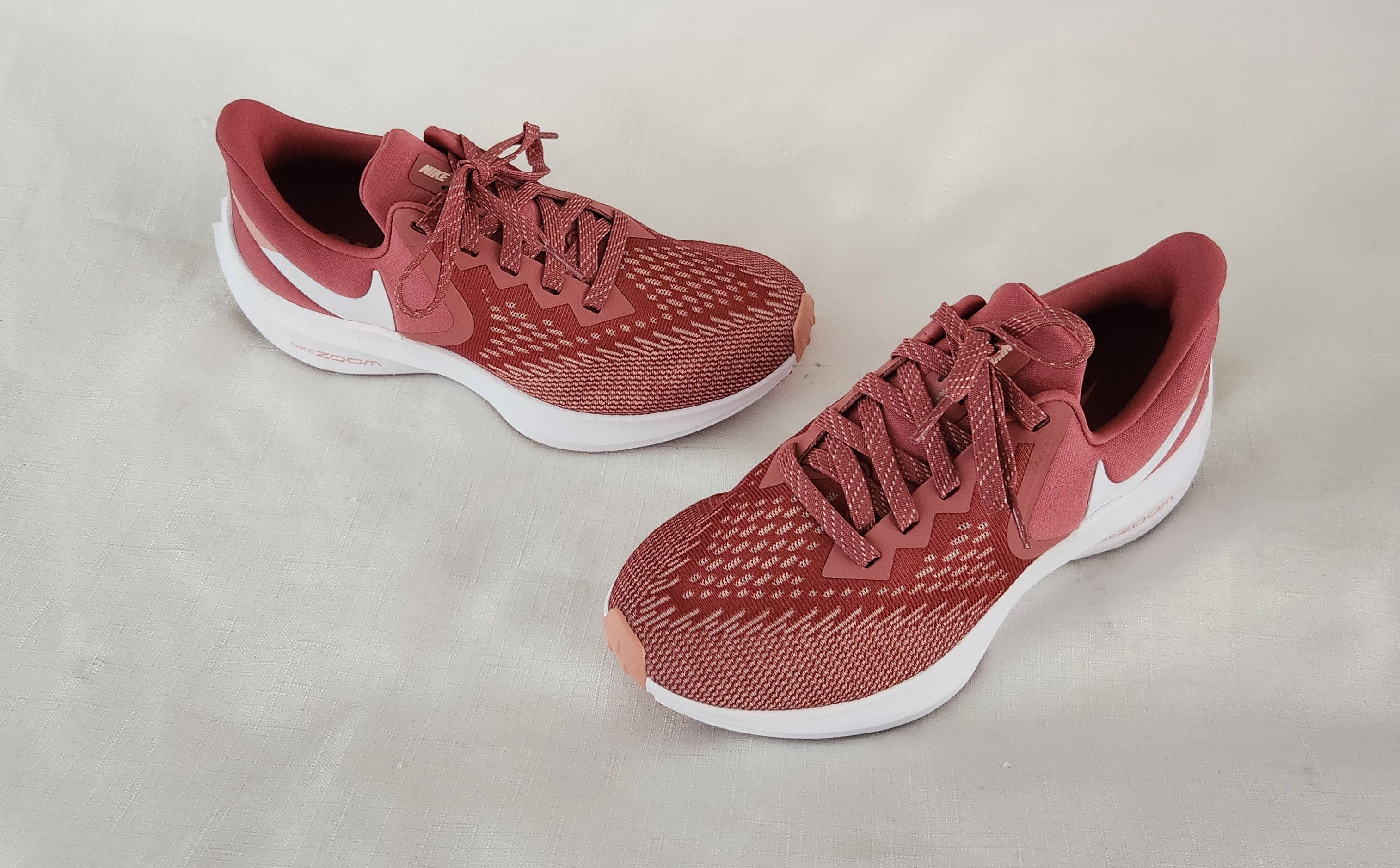 Nike Zoom Swoosh Winflo [AQ8228-800 Redwood Women's SZ