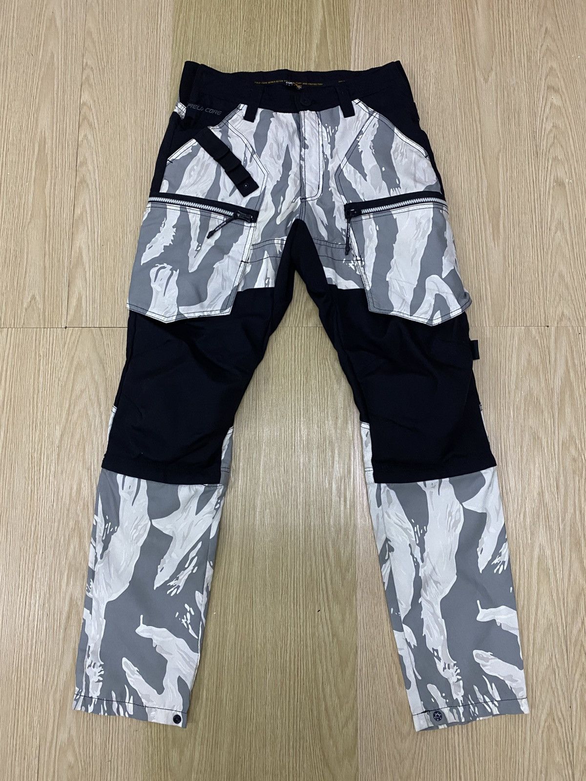 Japanese Brand Fieldcore cordura camo tactical pants Size US 30 / EU 46 - 1 Thumbnail
