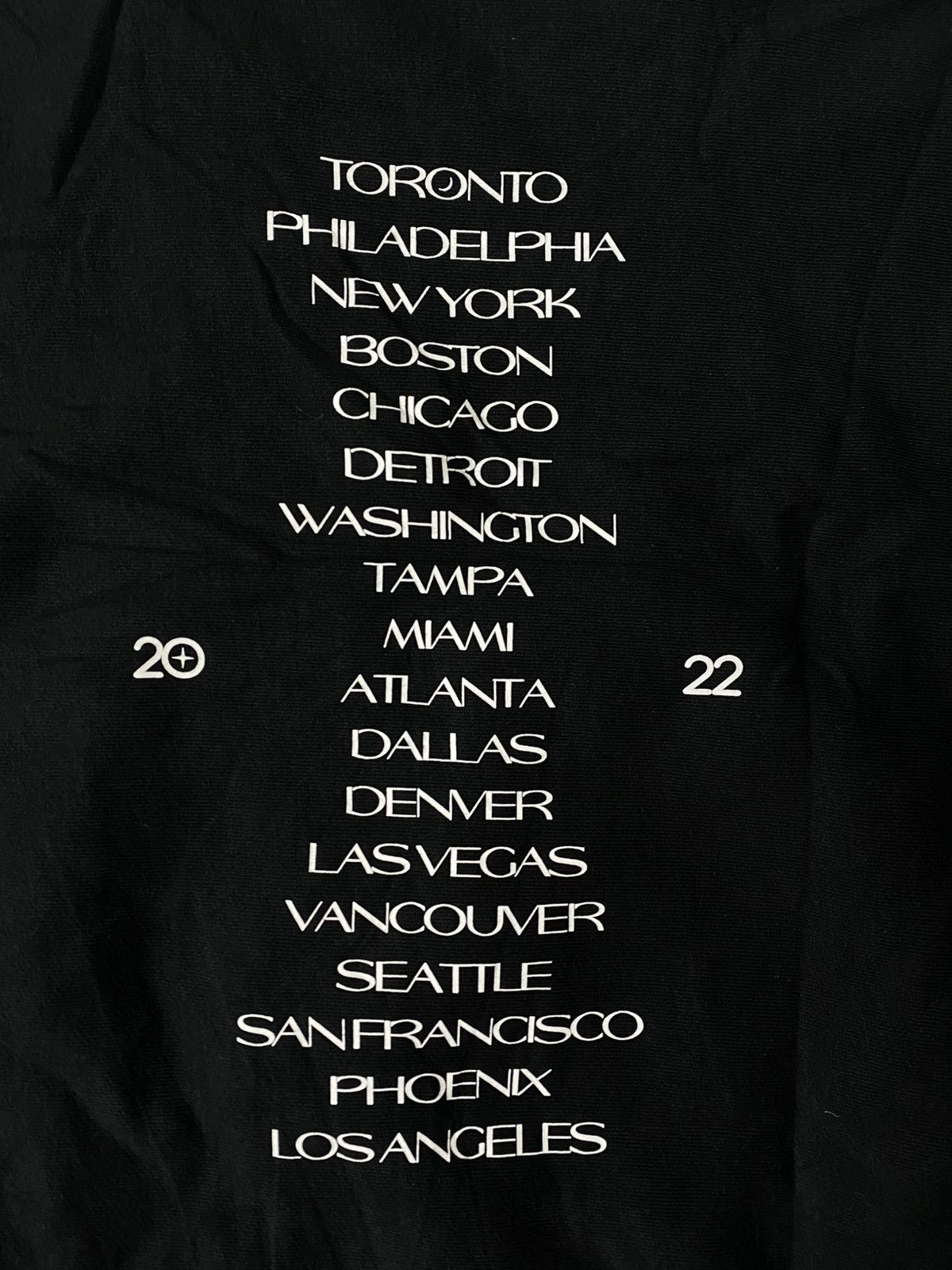 The Weeknd THE WEEKND DAWN FM TOUR CREWNECK. Size US L / EU 52-54 / 3 - 9 Thumbnail
