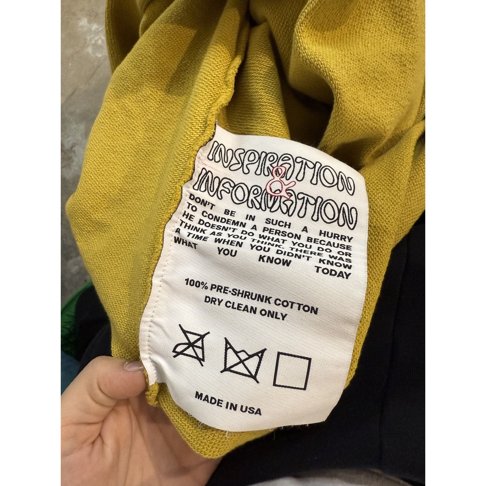 Barriers Barriers Hoodie King of Kings Yellow Used Medium Size US M / EU 48-50 / 2 - 2 Thumbnail
