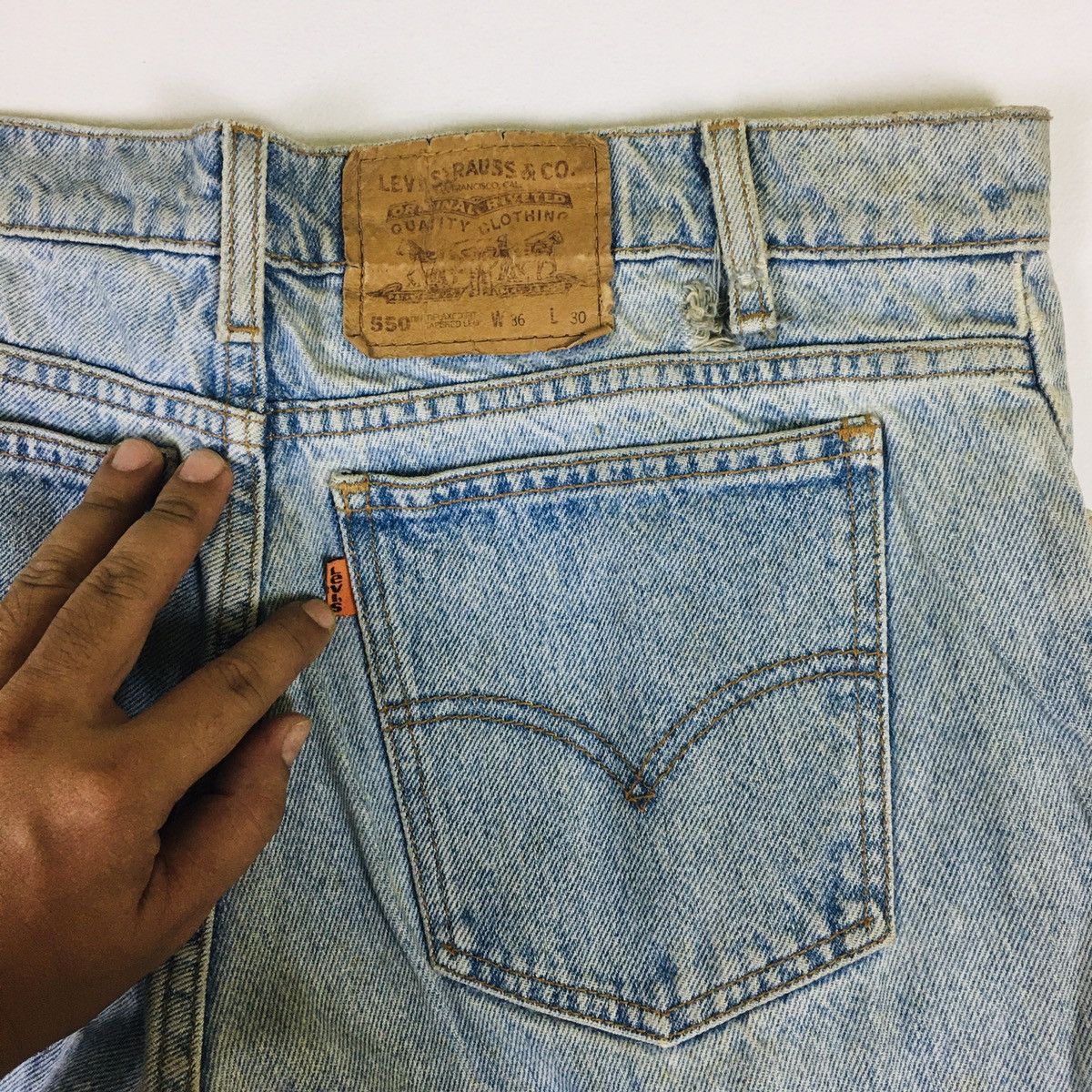 Levi's Vintage 90s Levi’s 550 Orange Tab Relaxed Fit Tapered Leg Size US 36 / EU 52 - 8 Thumbnail