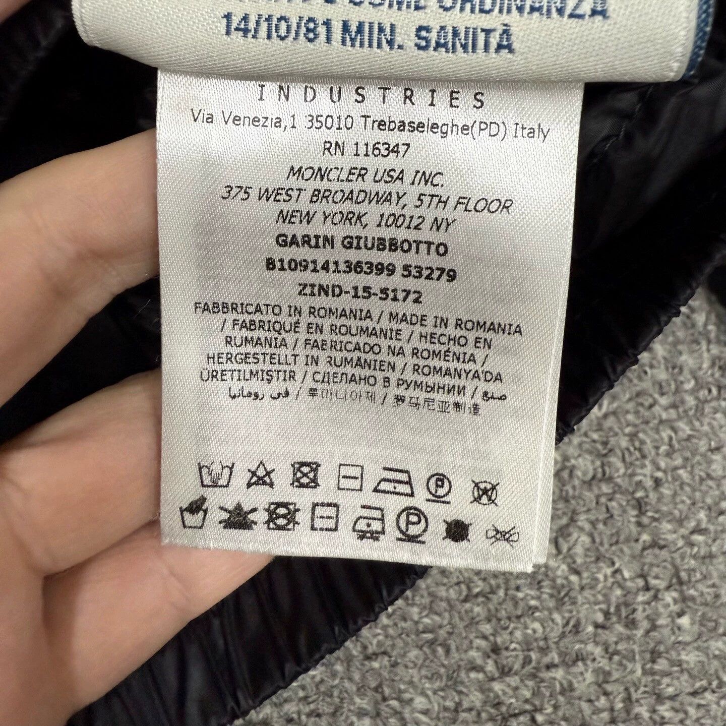 Moncler Moncler black puffer jacket size 3 99 new Size M / US 6-8 / IT 42-44 - 4 Thumbnail