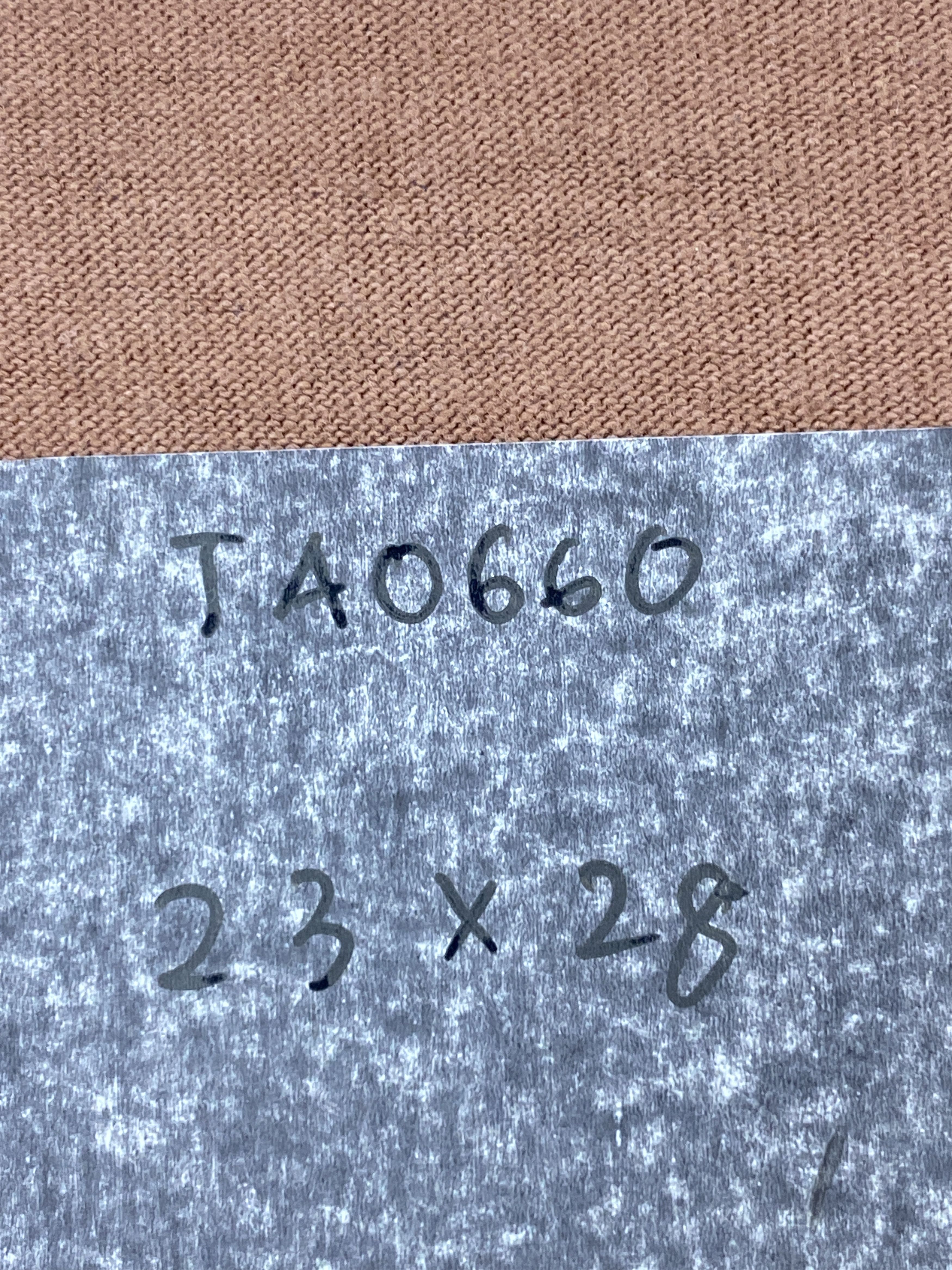 Quiksilver × Vintage 90s Vintage Sun Faded Quiksilver Surfing Spellout Tee TA0660 Size US XL / EU 56 / 4 - 12 Thumbnail