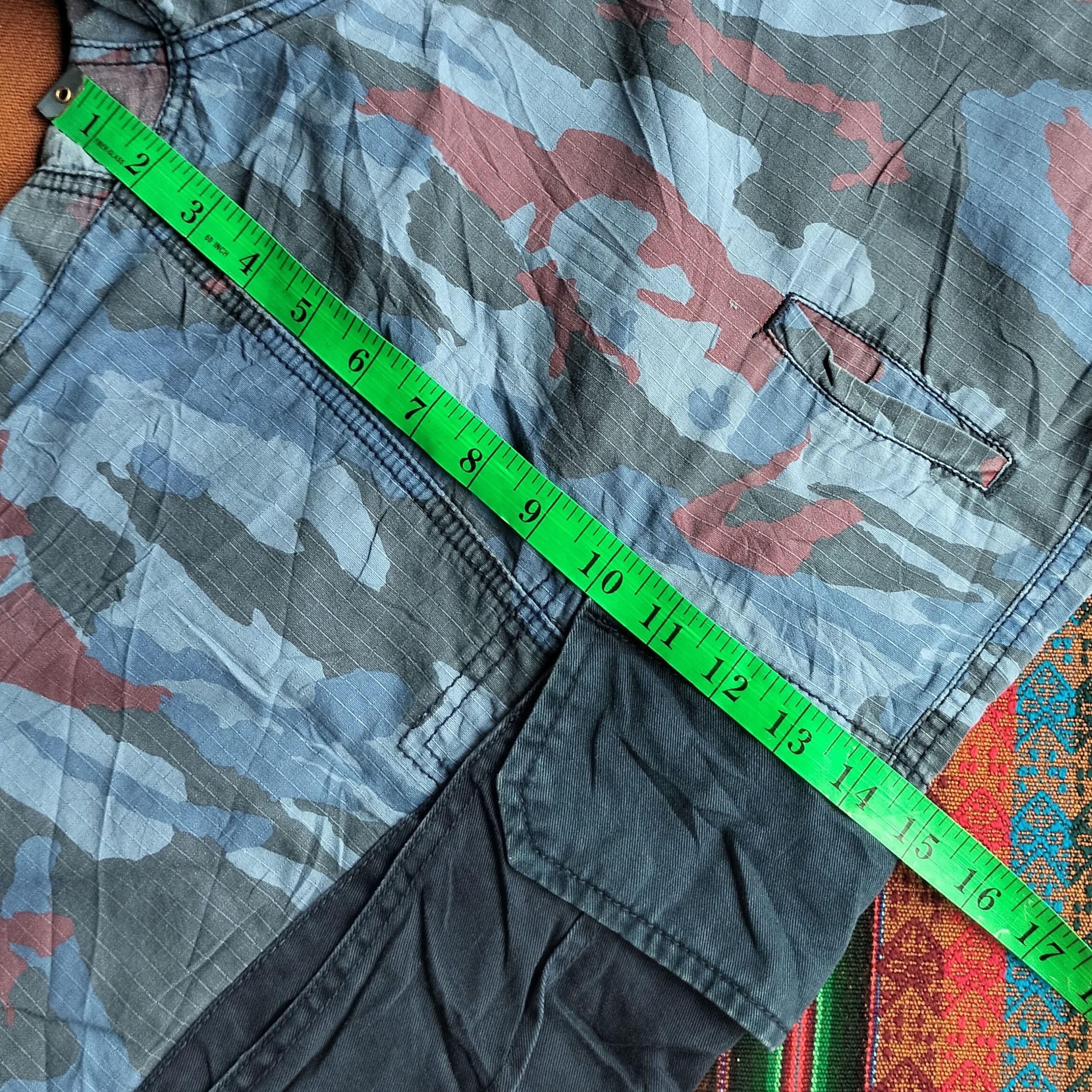 Marithe + Francois Girbaud Marithe francoi girbaud camouflage hybrid cargo short Size US 40 / EU 56 - 19 Thumbnail