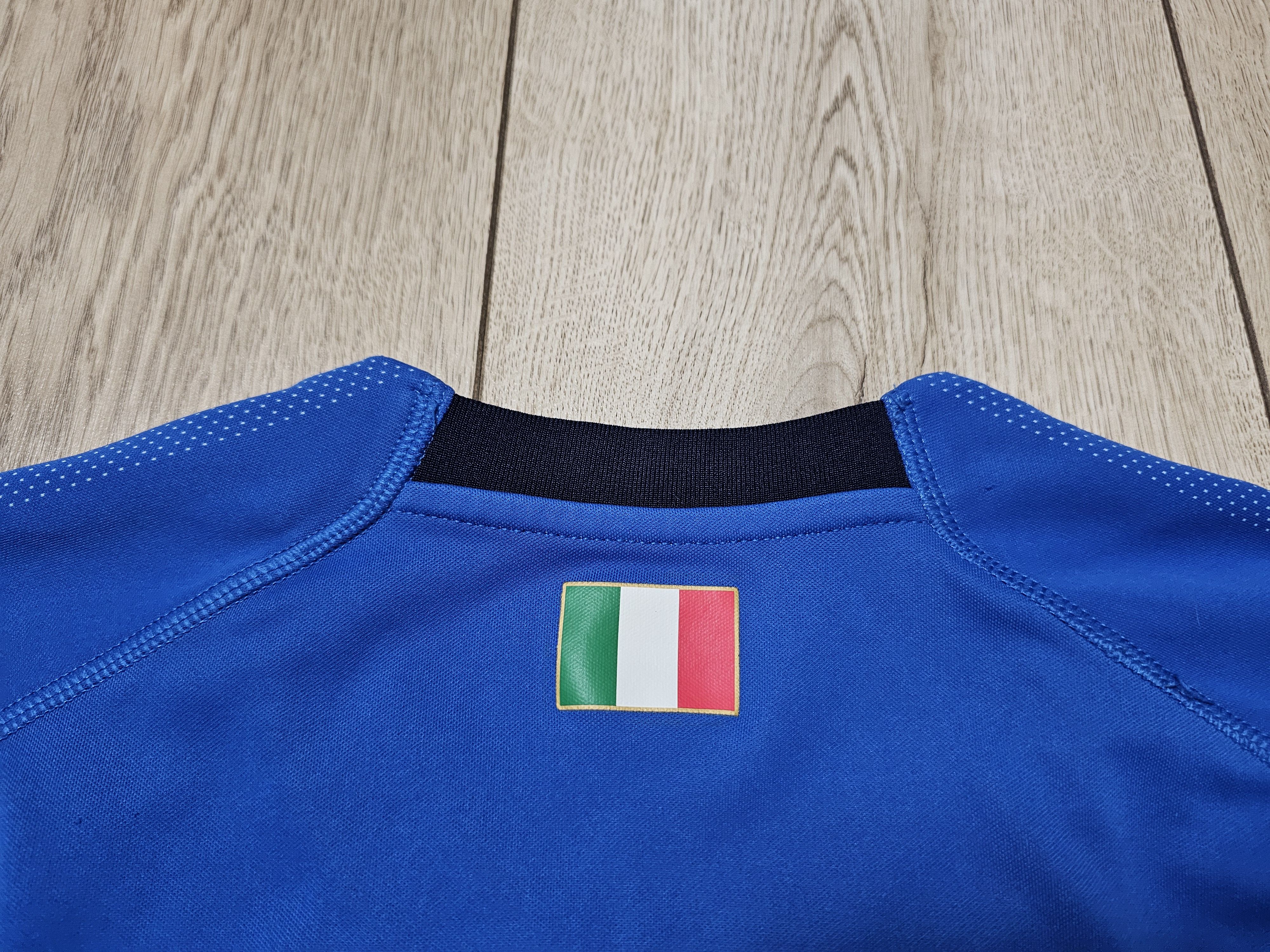 Puma ITALY 2018 2019 HOME FOOTBALL SHIRT ITALIA SOCCER JERSEY Size US M / EU 48-50 / 2 - 5 Thumbnail