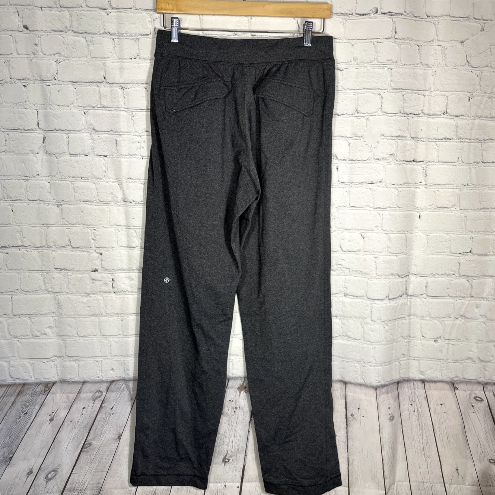 Lululemon Lululemon Mens Sweatpants Pants M Gray Classic Straight Pockets Drawstring Activewear Athleisure 90s Modern Size US 31 - 6 Thumbnail