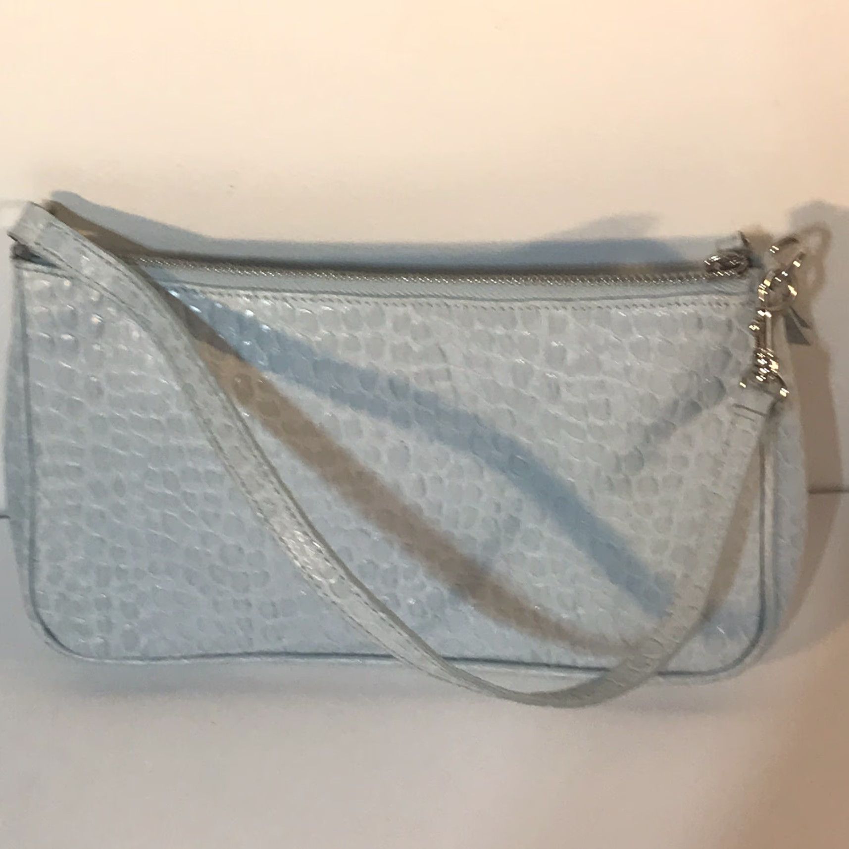 Banana Republic Banana Republic Pale Blue Leather Shoulder Bag Small 10.5in x 5.5in Business Casual Womens Size ONE SIZE - 2 Thumbnail